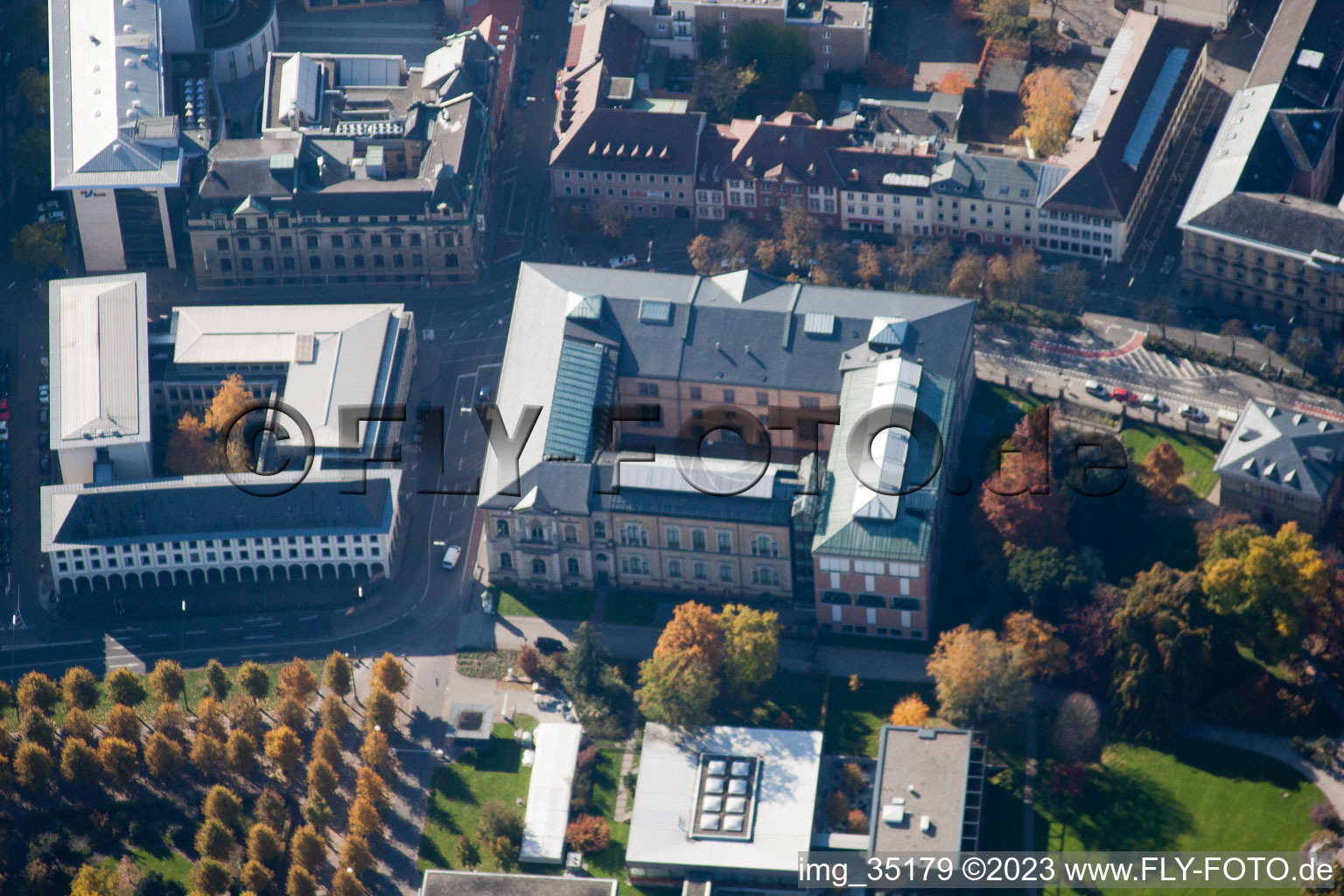 Luftbild von Karlsruhe, Kunsthalle im Ortsteil Innenstadt-West im Bundesland Baden-Württemberg, Deutschland