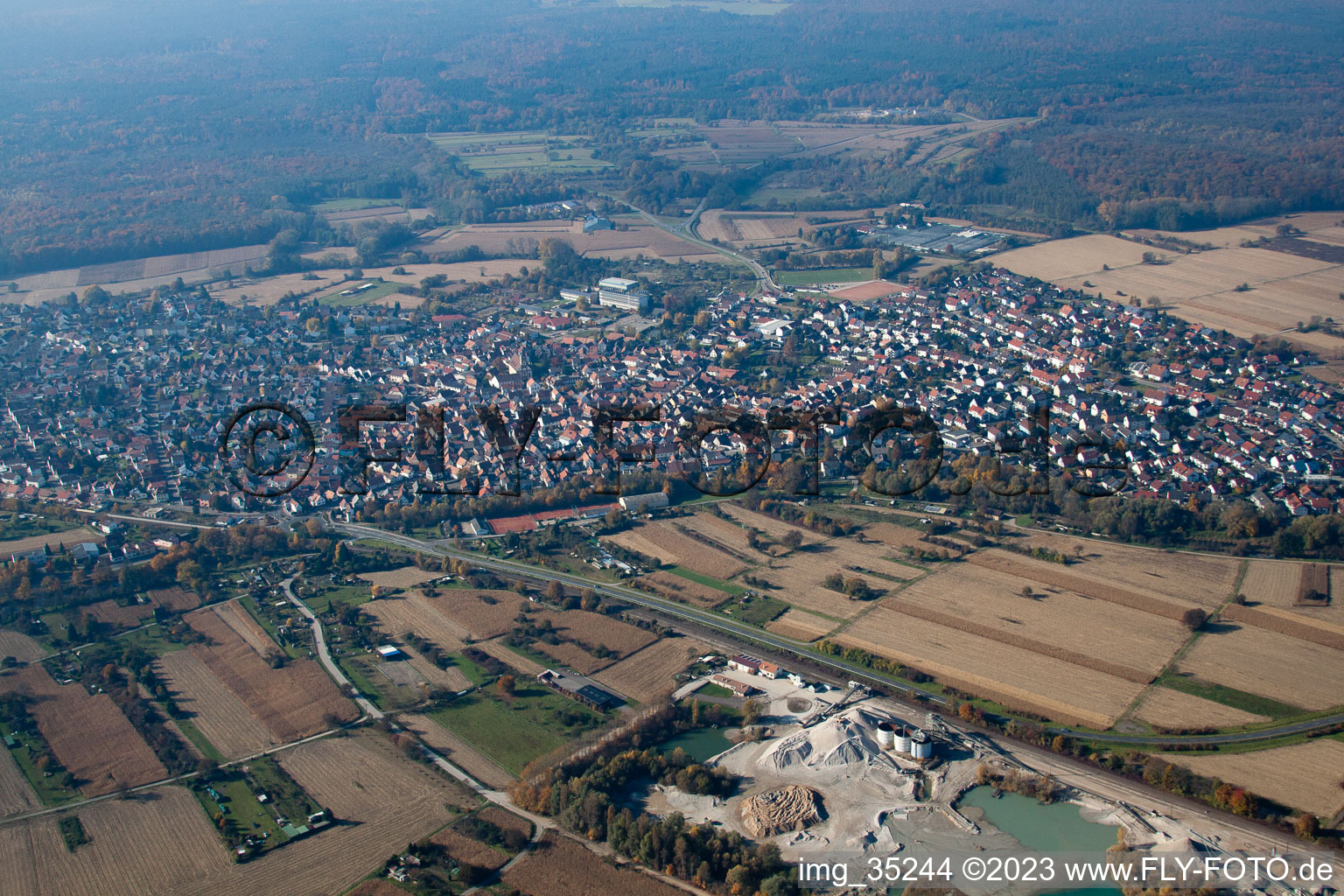 Hagenbach im Bundesland Rheinland-Pfalz, Deutschland vom Flugzeug aus