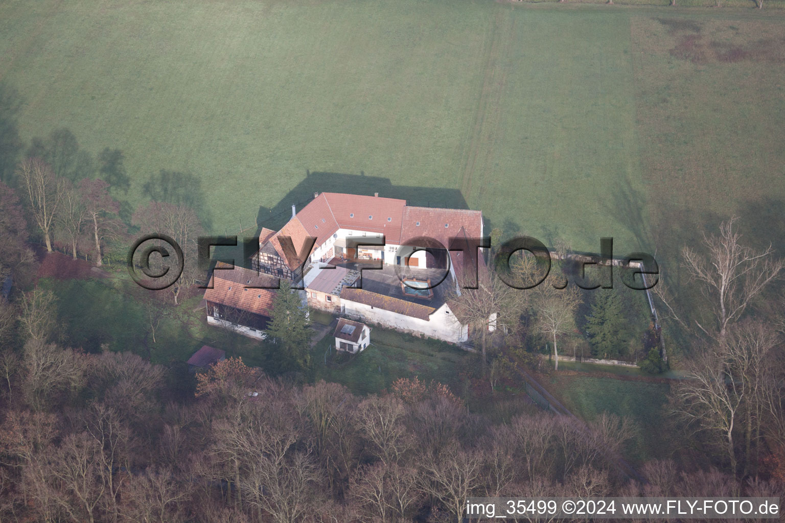 Luftbild von Herrenmühle im Ortsteil Minderslachen in Kandel im Bundesland Rheinland-Pfalz, Deutschland