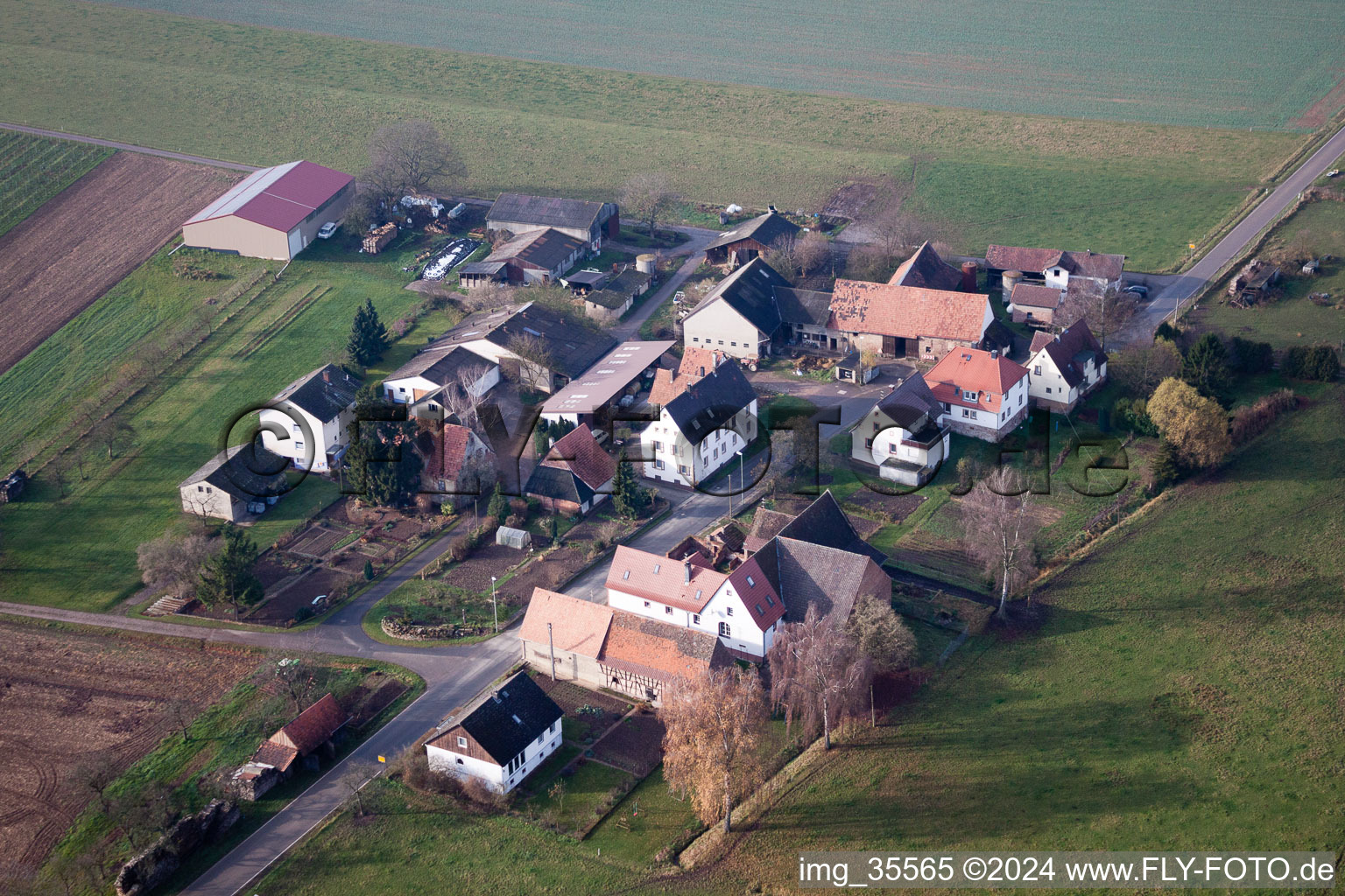 Ortsteil Deutschhof in Kapellen-Drusweiler im Bundesland Rheinland-Pfalz, Deutschland aus der Luft