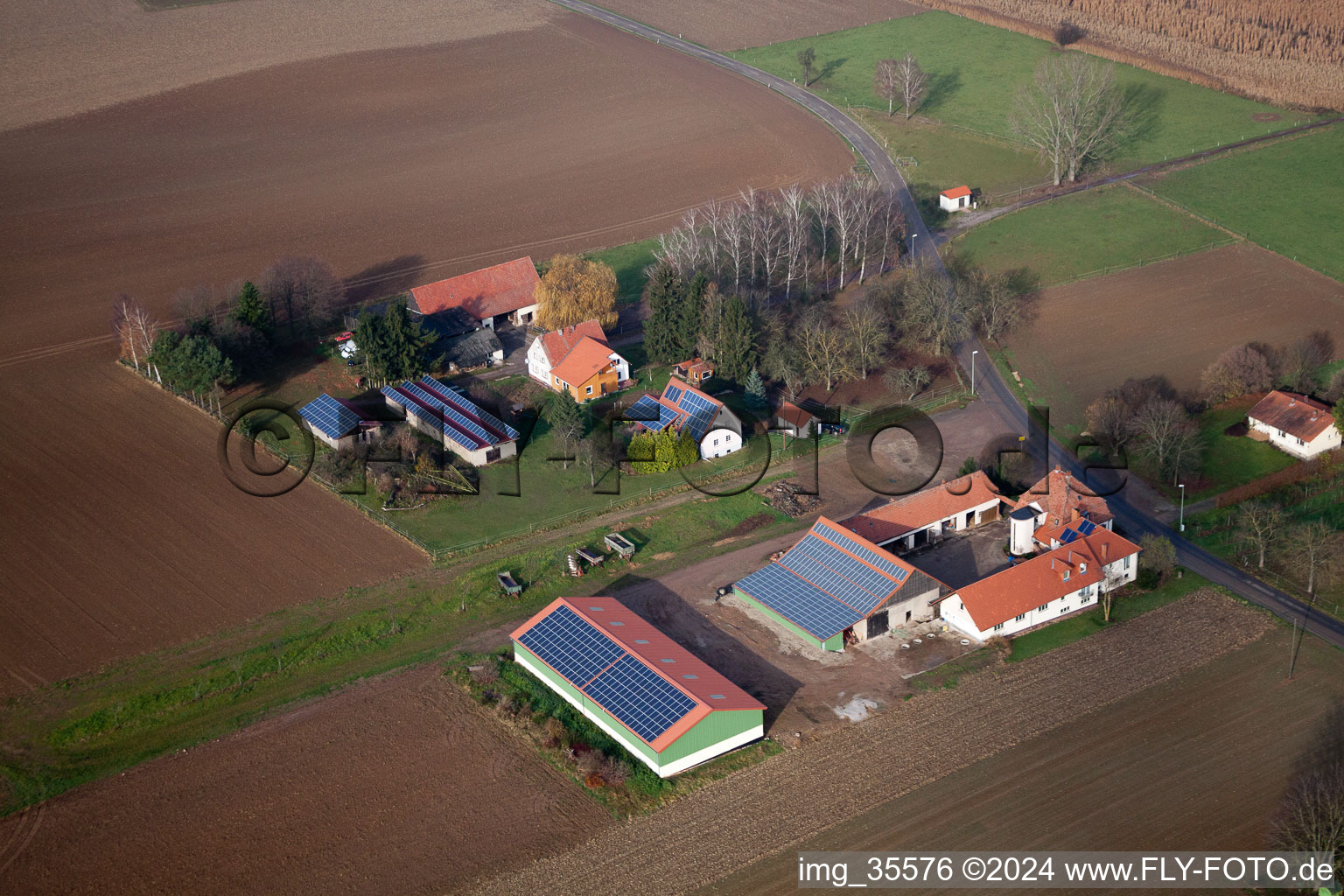 Ortsteil Deutschhof in Kapellen-Drusweiler im Bundesland Rheinland-Pfalz, Deutschland aus der Vogelperspektive