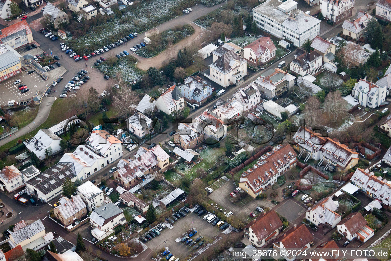 Bismarckstr in Kandel im Bundesland Rheinland-Pfalz, Deutschland vom Flugzeug aus