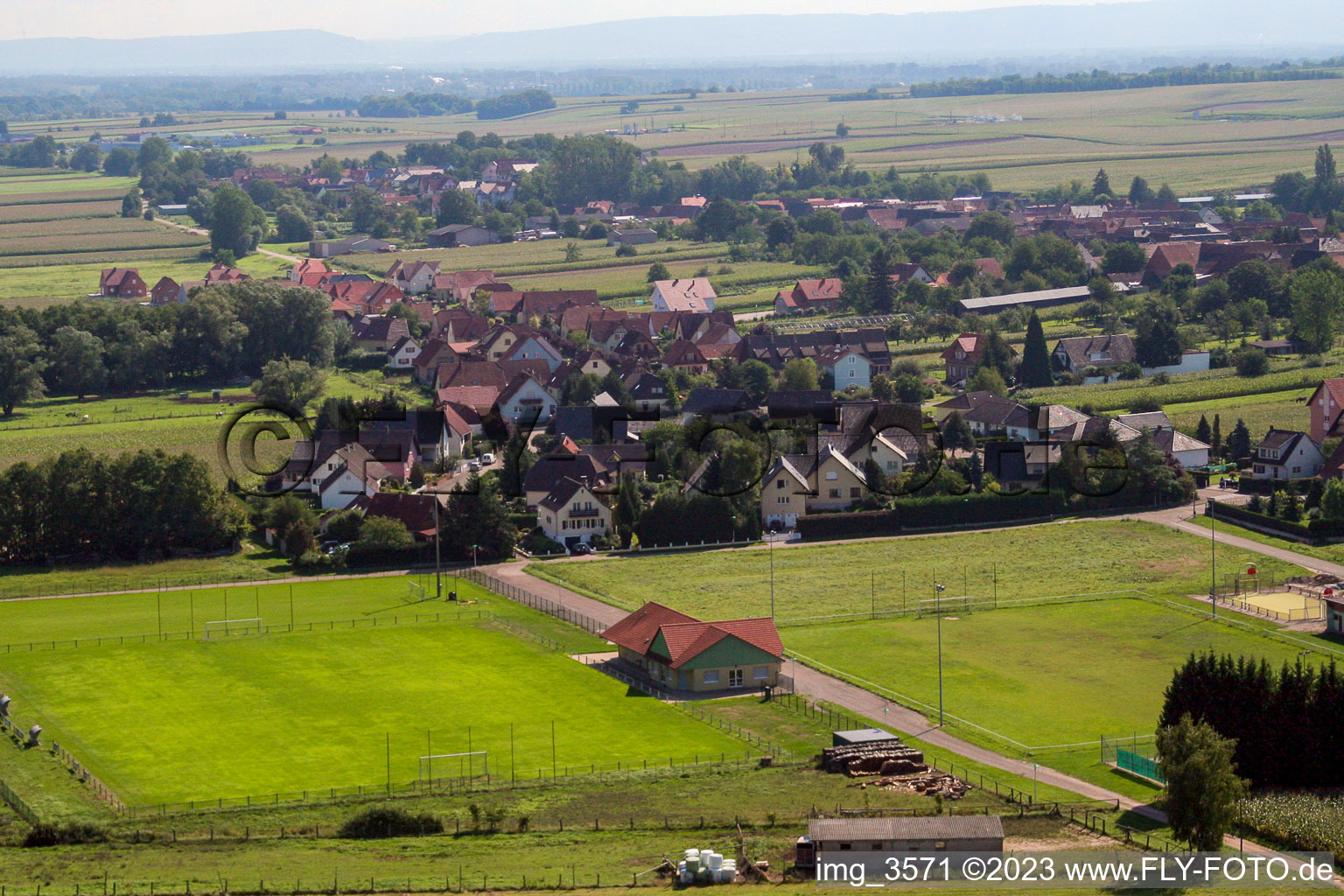 Niederlauterbach(Elsass) im Bundesland Bas-Rhin, Frankreich von oben