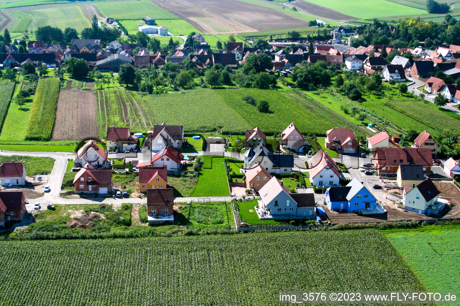 Niederlauterbach(Elsass) im Bundesland Bas-Rhin, Frankreich aus der Vogelperspektive