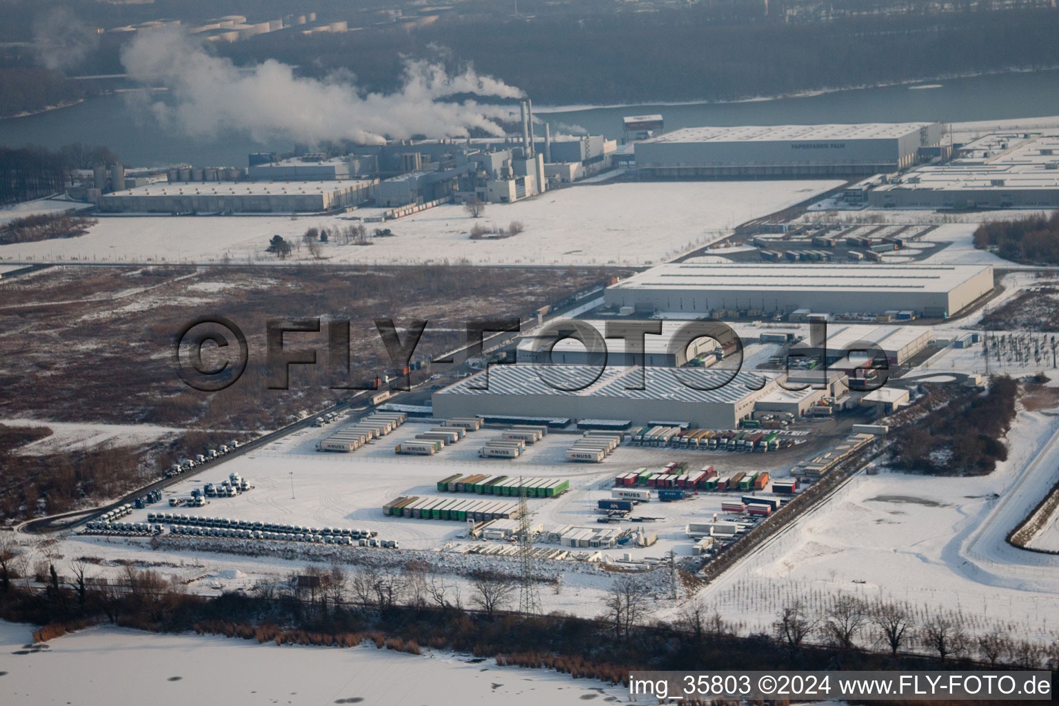 Wörth am Rhein, Industriegebiet Oberwald im Bundesland Rheinland-Pfalz, Deutschland aus der Drohnenperspektive