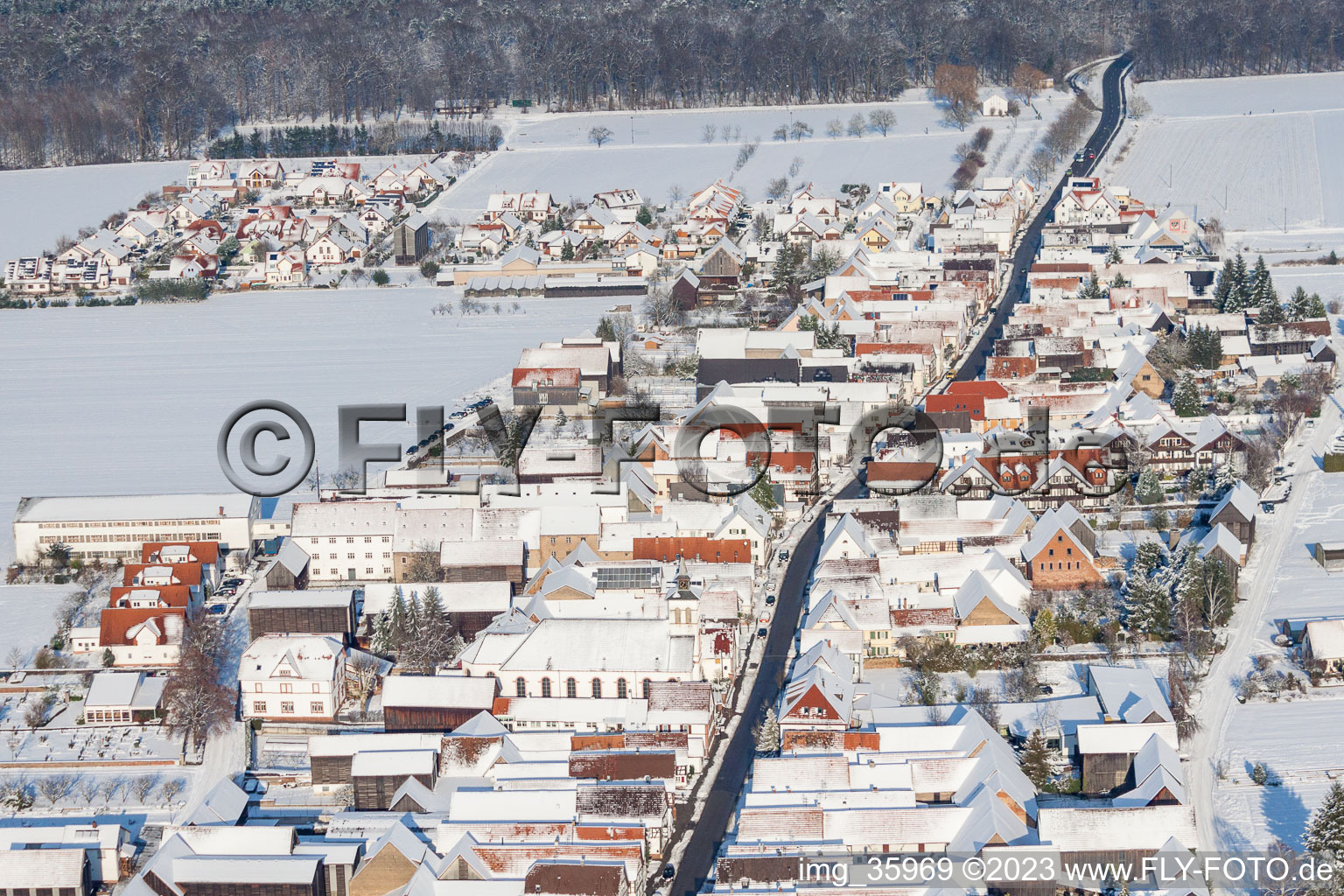 Luftaufnahme von Im Winter/Schnee im Ortsteil Hayna in Herxheim bei Landau/Pfalz im Bundesland Rheinland-Pfalz, Deutschland