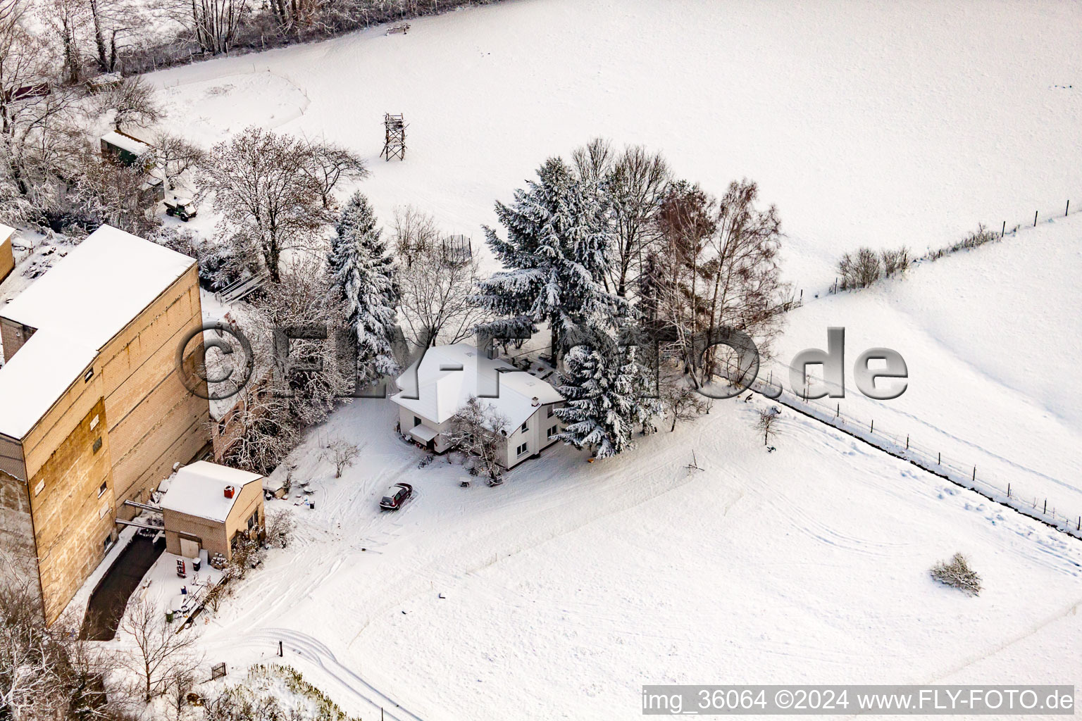 Hardtmühle im Winter bei Schnee in Kandel im Bundesland Rheinland-Pfalz, Deutschland