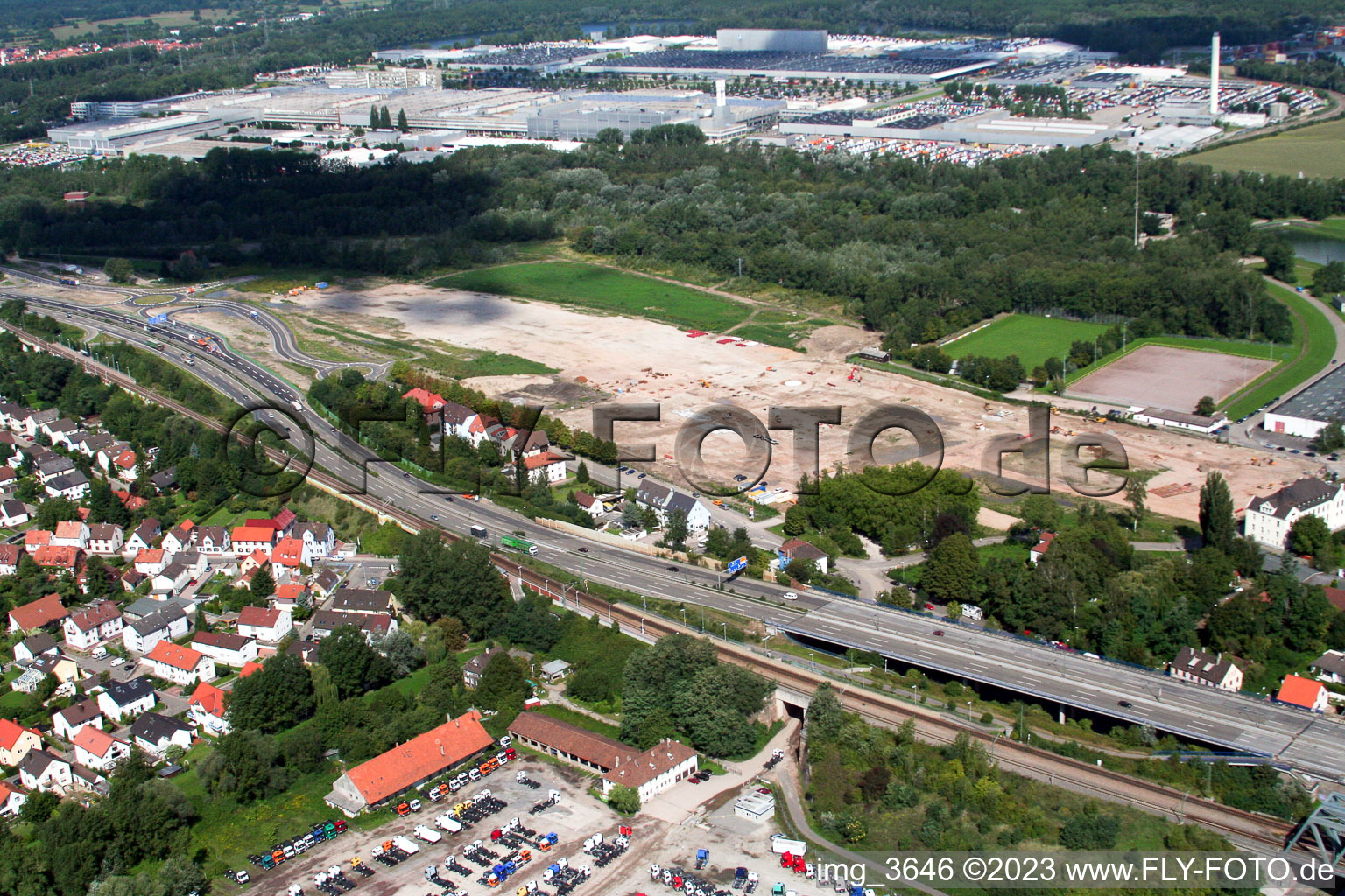 Luftbild von Maximiliansau, Fachmarkzentrum Baustelle in Wörth am Rhein im Bundesland Rheinland-Pfalz, Deutschland