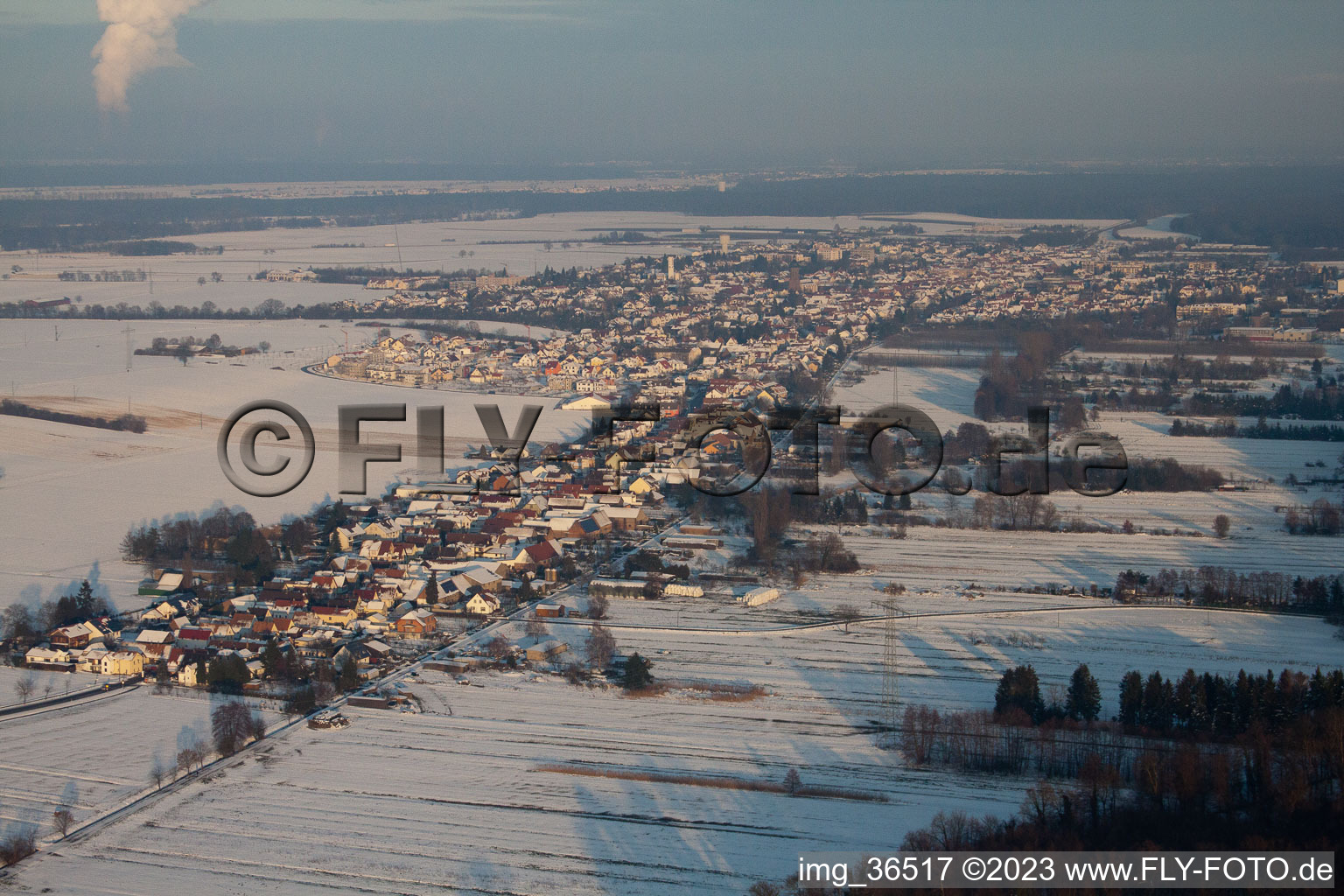 Luftaufnahme von Kandel von Westen im Bundesland Rheinland-Pfalz, Deutschland