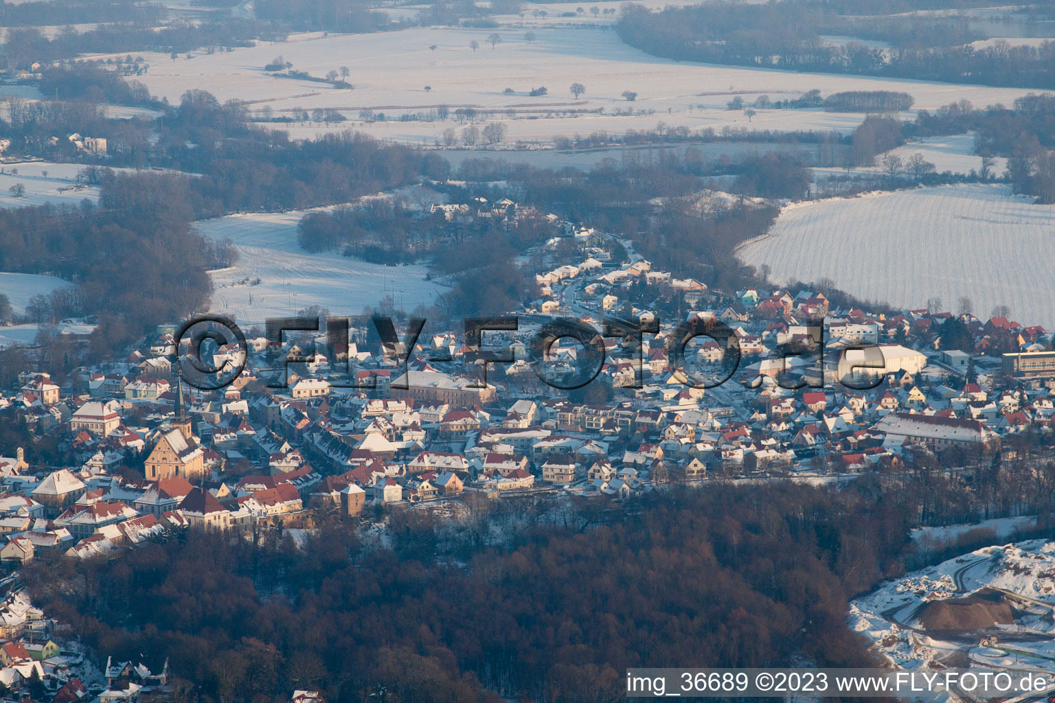 Lauterbourg (Elsass) im Bundesland Bas-Rhin, Frankreich aus der Vogelperspektive