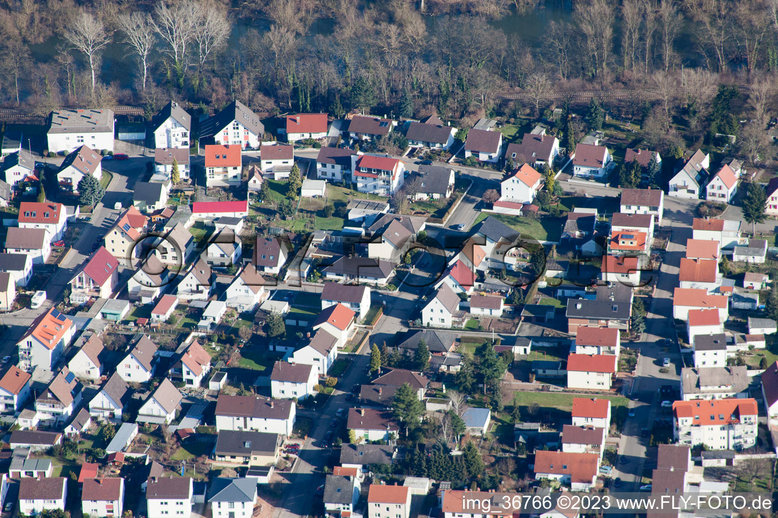 Luftaufnahme von Lingenfeld im Bundesland Rheinland-Pfalz, Deutschland