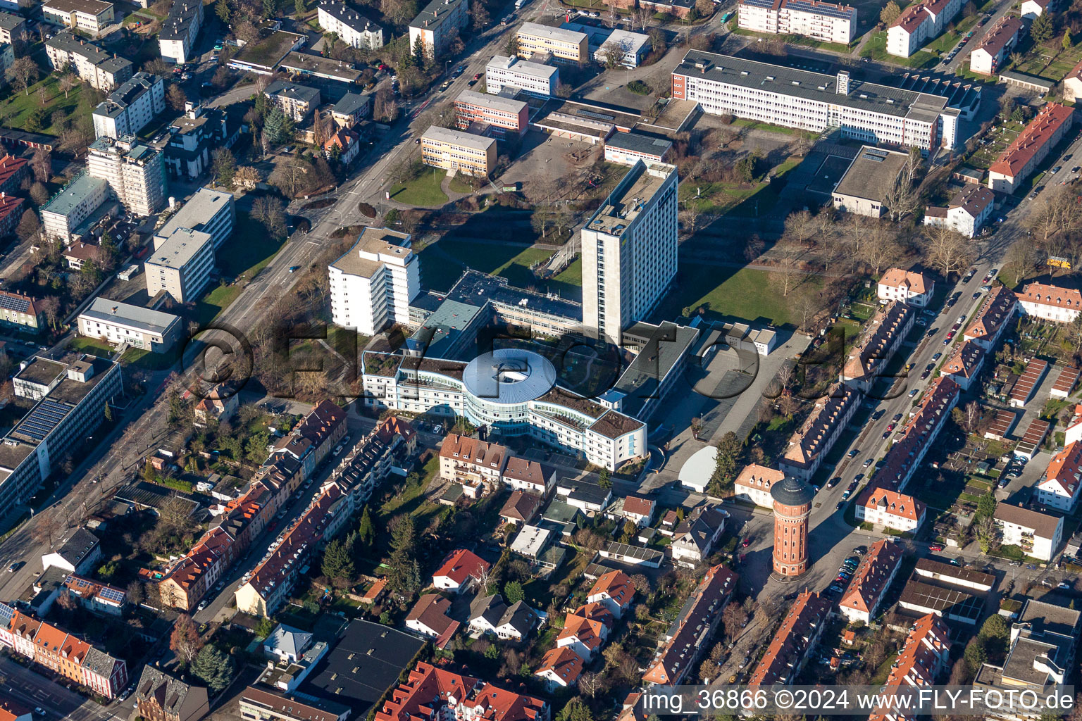 Verwaltungsgebäude der staatlichen Behörde Deutsche Rentenversicherung Rheinland-Pfalz in Speyer, Deutschland