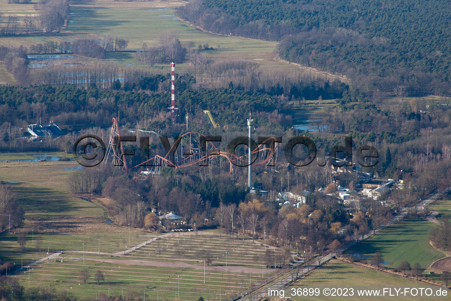 Haßloch, Holiday Park im Bundesland Rheinland-Pfalz, Deutschland von oben
