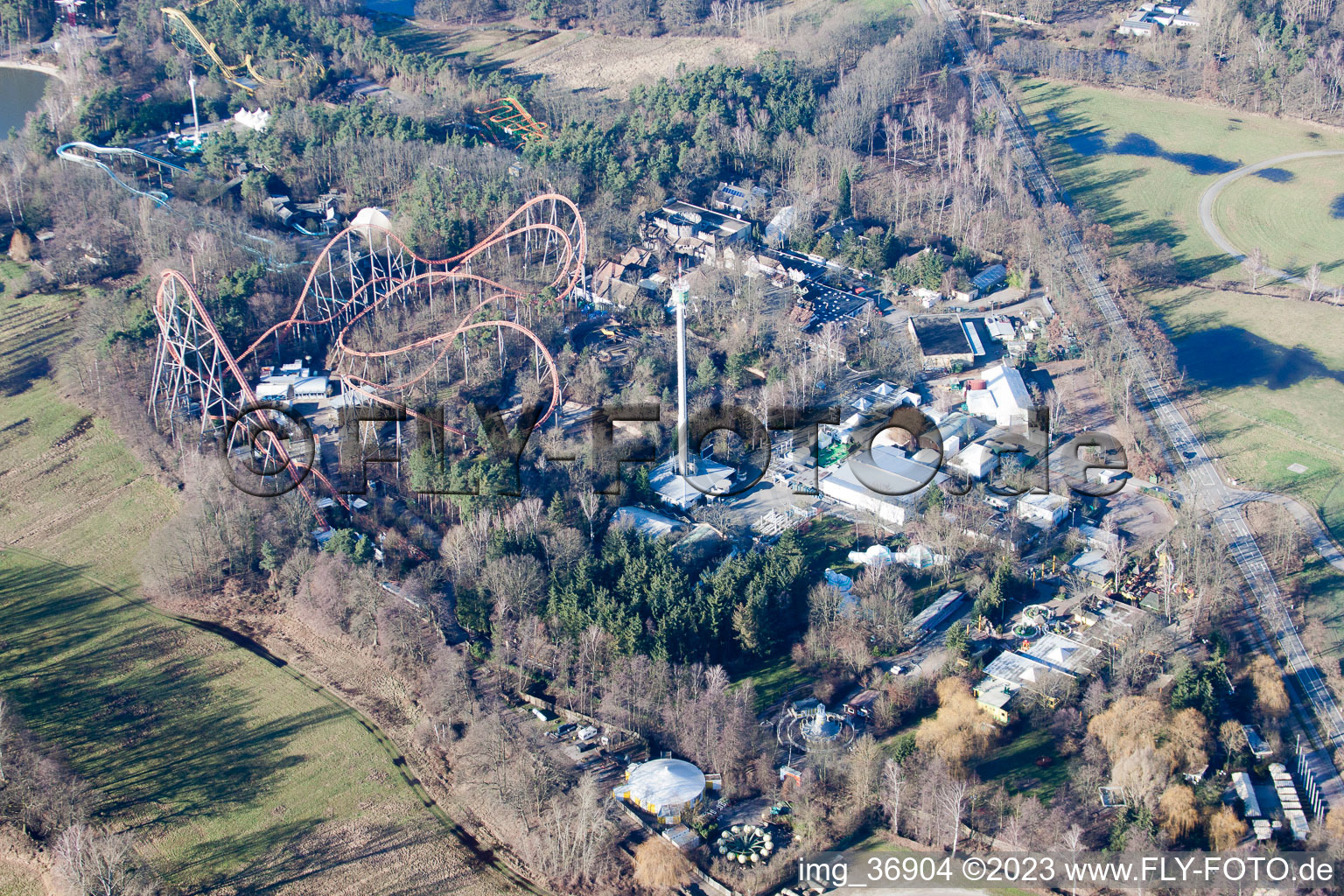 Haßloch, Holiday Park im Bundesland Rheinland-Pfalz, Deutschland aus der Luft betrachtet