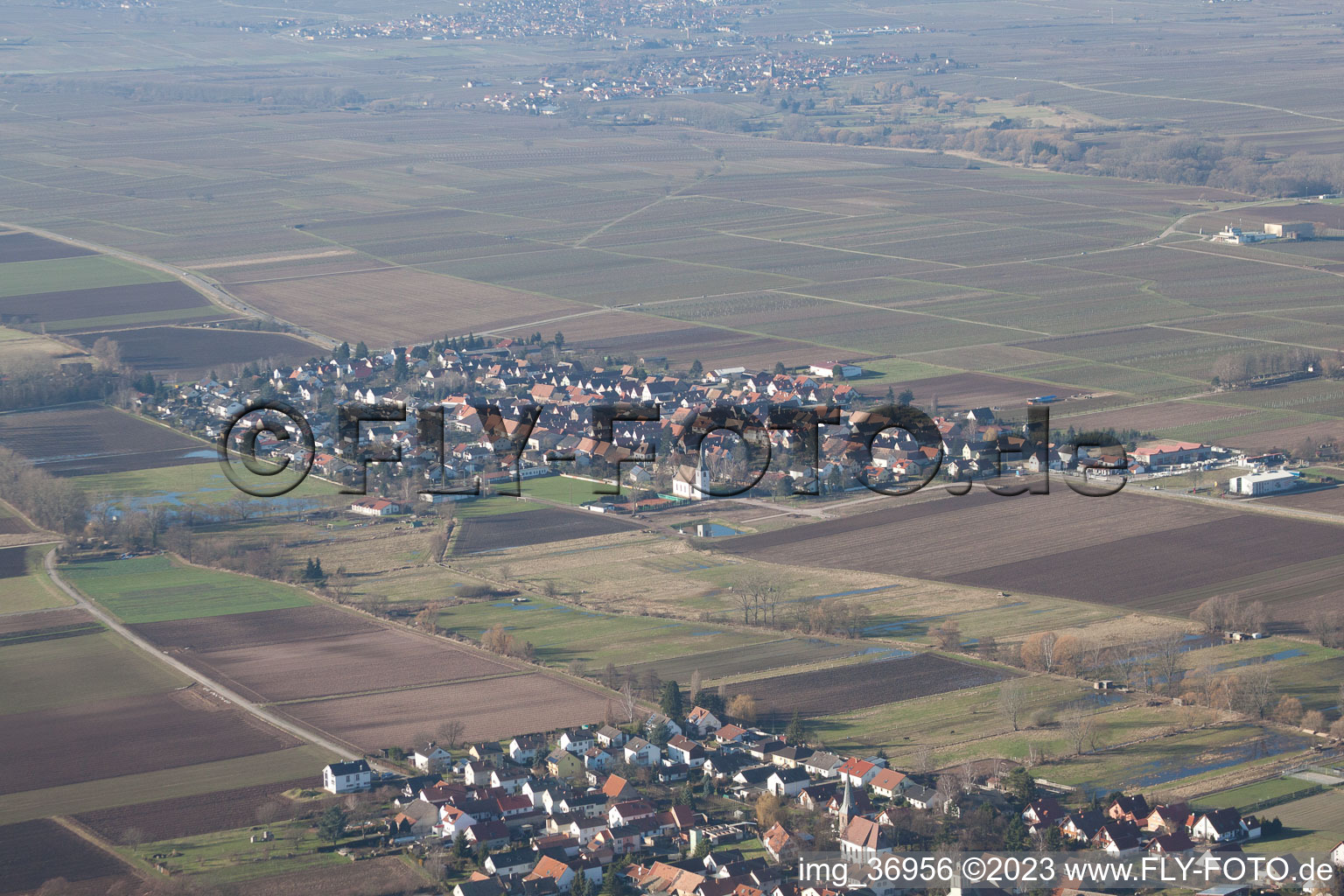 Altdorf im Bundesland Rheinland-Pfalz, Deutschland von der Drohne aus gesehen