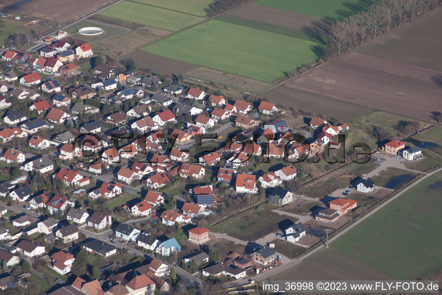 Zeiskam im Bundesland Rheinland-Pfalz, Deutschland aus der Luft betrachtet