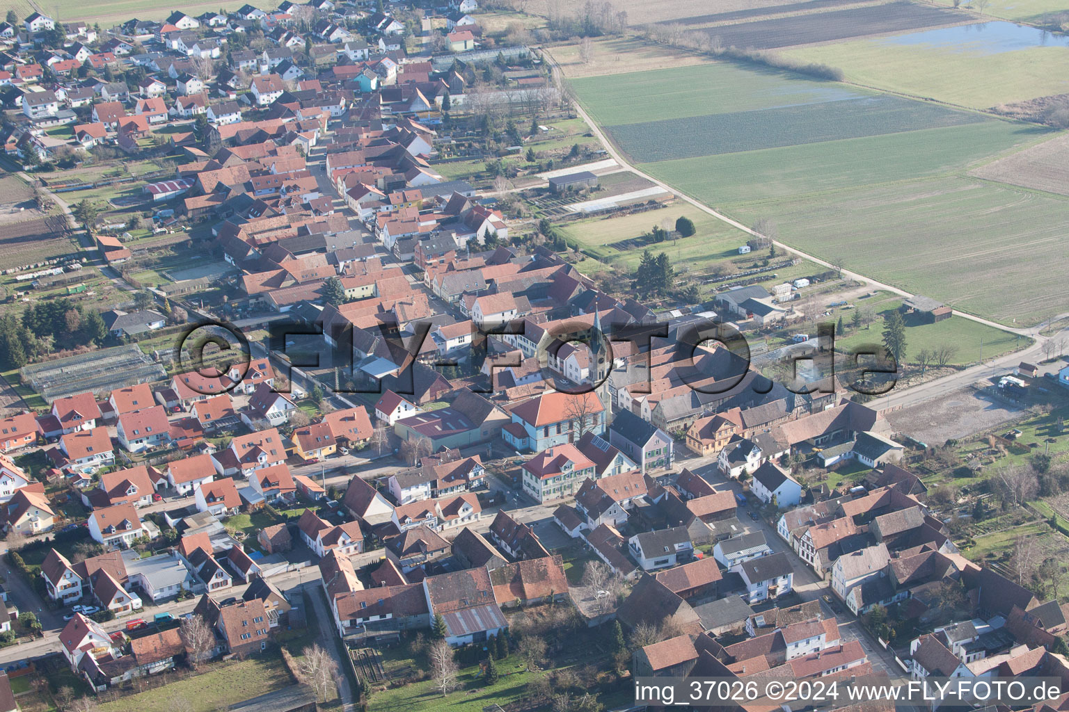 Luftbild von Von Nordwesten in Erlenbach bei Kandel im Bundesland Rheinland-Pfalz, Deutschland