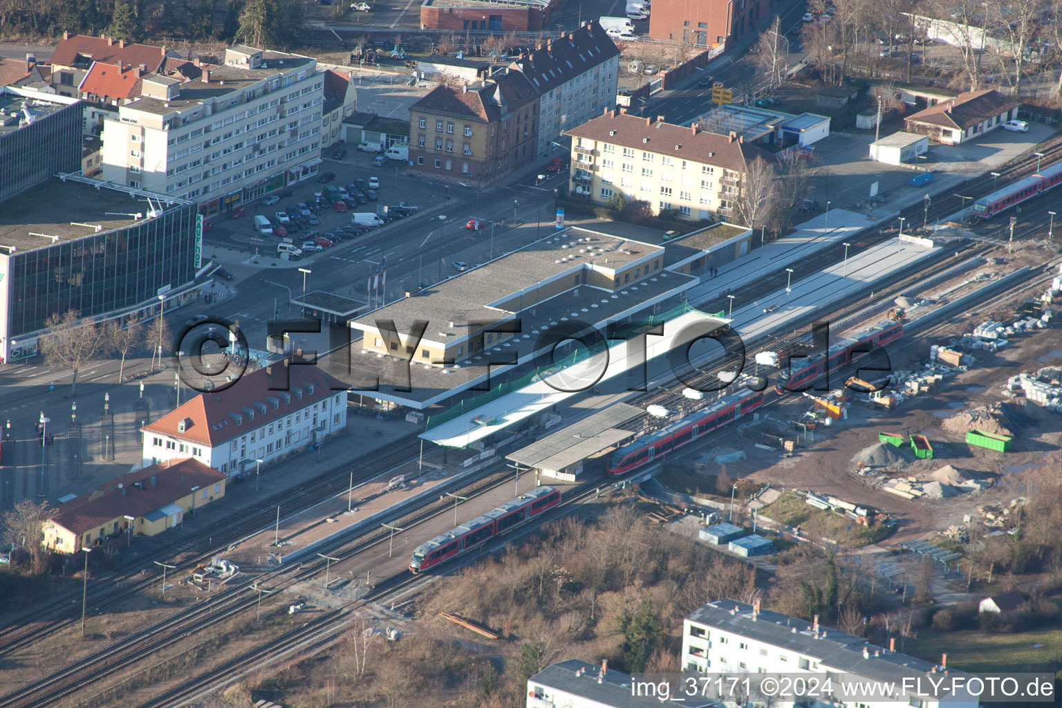 Bahnhof in Landau in der Pfalz im Bundesland Rheinland-Pfalz, Deutschland
