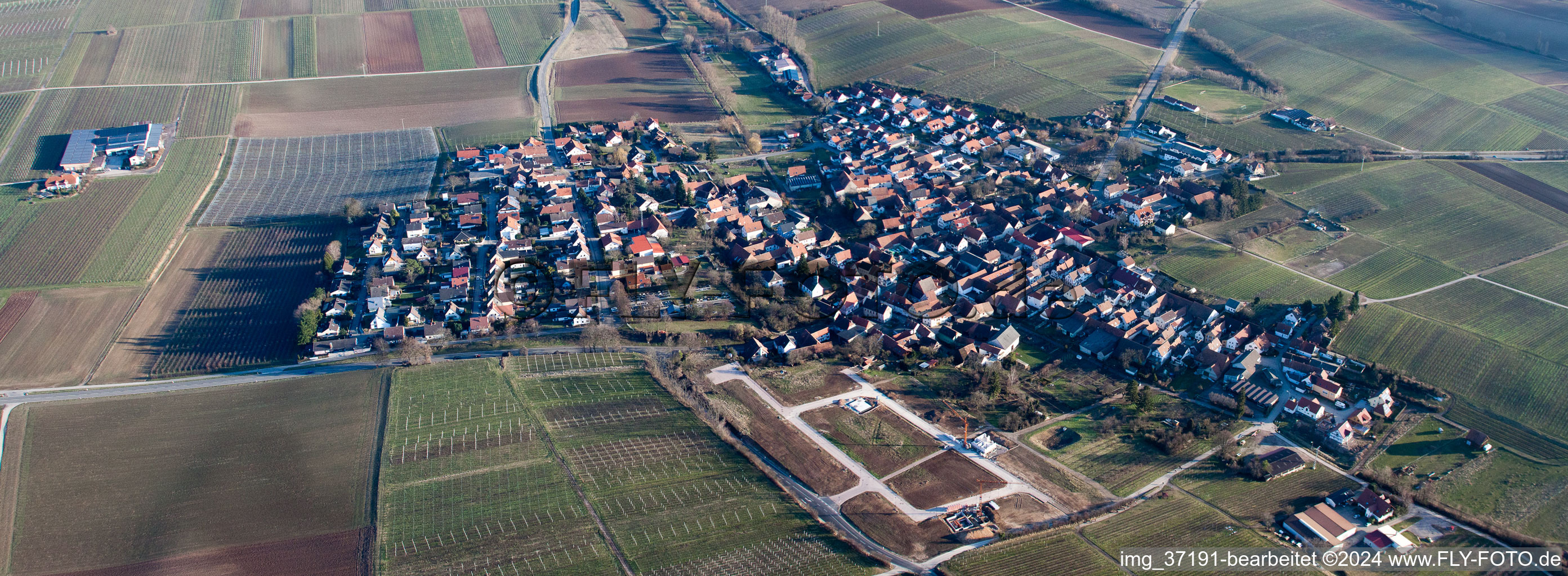 Impflingen im Bundesland Rheinland-Pfalz, Deutschland von oben gesehen