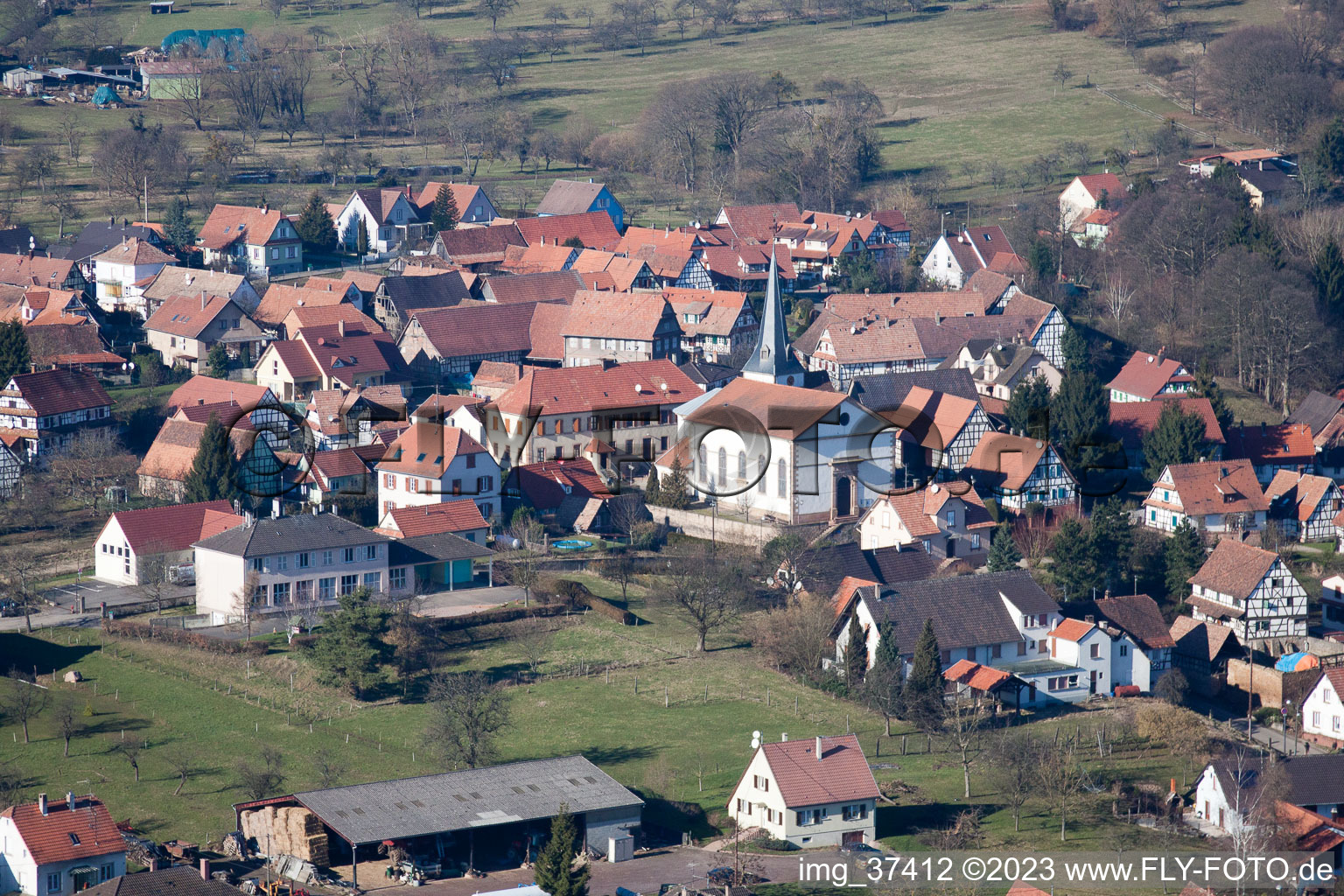 Lampertsloch (Elsaß) im Bundesland Bas-Rhin, Frankreich von oben gesehen