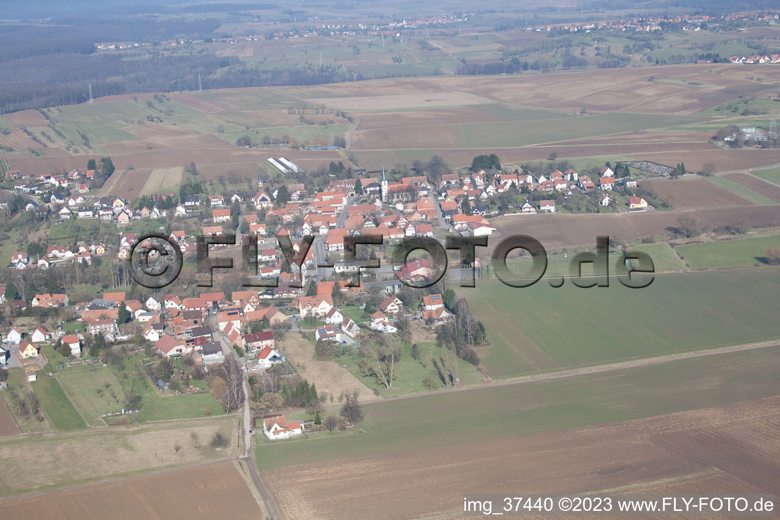 Luftbild von Kutzenhausen (Elsaß) im Bundesland Bas-Rhin, Frankreich