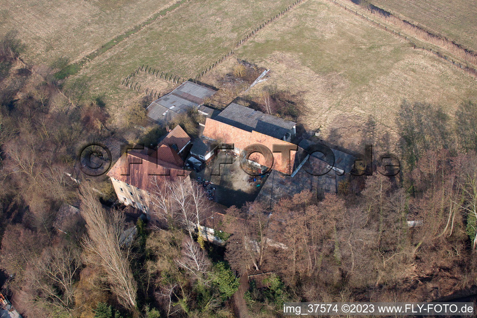 Minderslachen, Barthelsmühle in Kandel im Bundesland Rheinland-Pfalz, Deutschland aus der Luft
