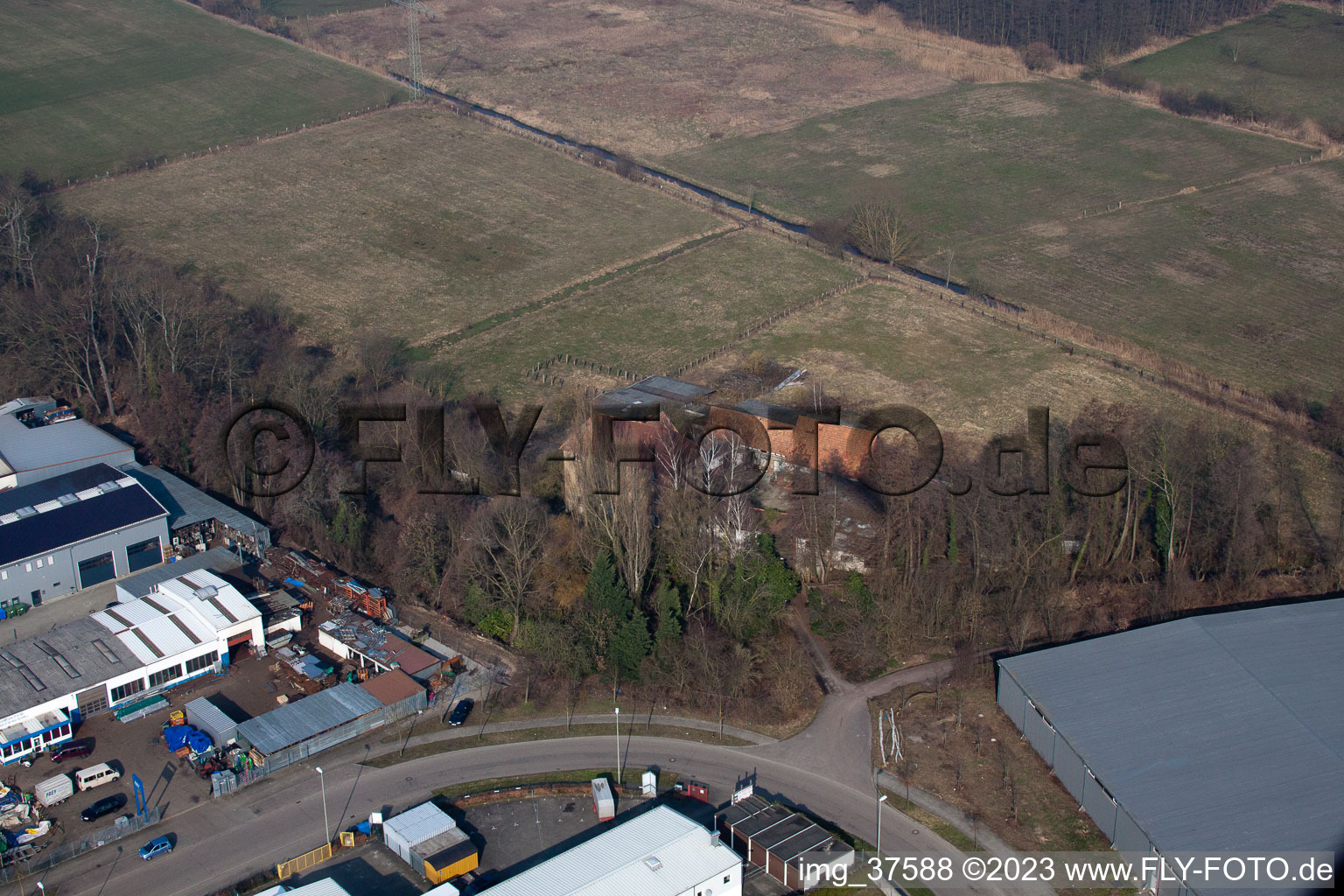 Drohnenaufname von Minderslachen, Barthelsmühle in Kandel im Bundesland Rheinland-Pfalz, Deutschland