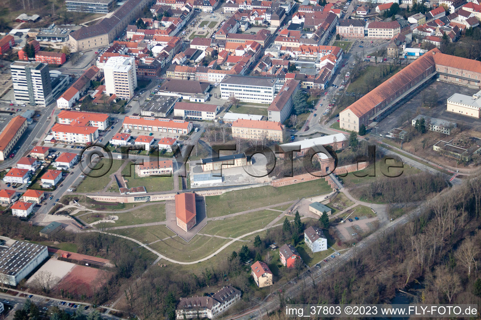 Germersheim im Bundesland Rheinland-Pfalz, Deutschland von einer Drohne aus