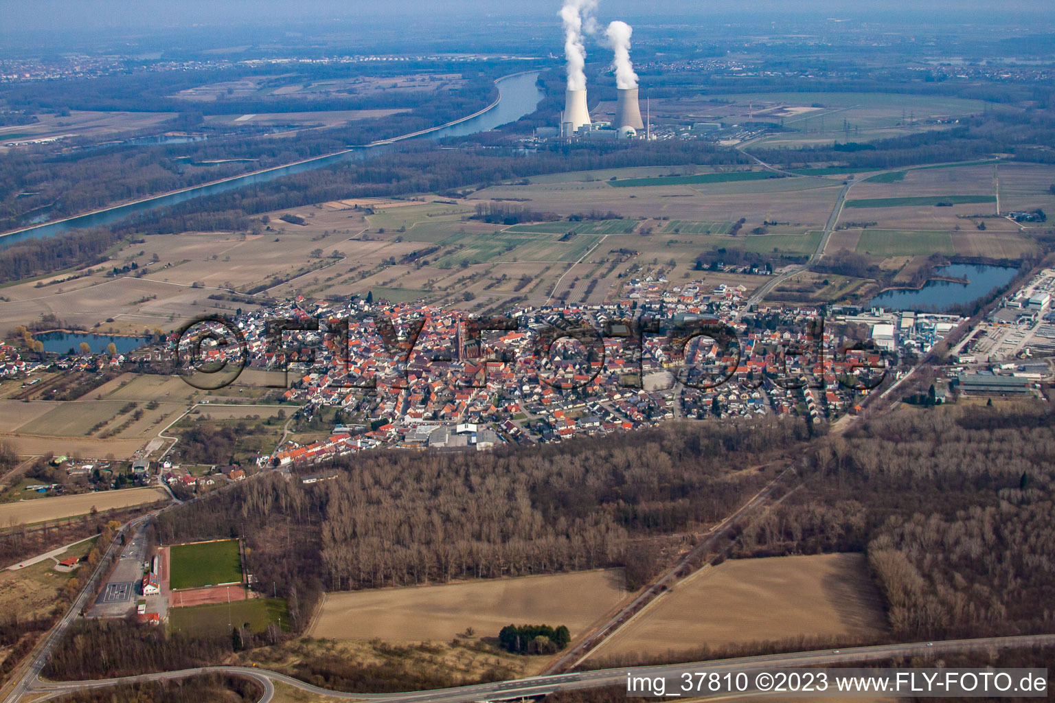 Luftbild von Ortsteil Rheinsheim in Philippsburg im Bundesland Baden-Württemberg, Deutschland