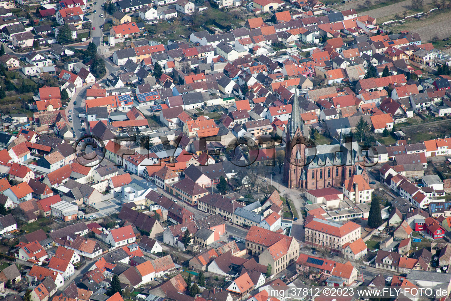 Schrägluftbild von Ortsteil Rheinsheim in Philippsburg im Bundesland Baden-Württemberg, Deutschland