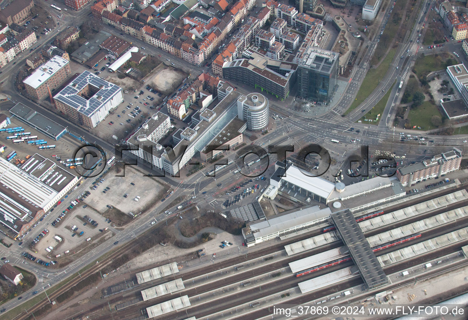 Luftbild von Hauptbahnhof Heidelberg im Ortsteil Weststadt im Bundesland Baden-Württemberg, Deutschland