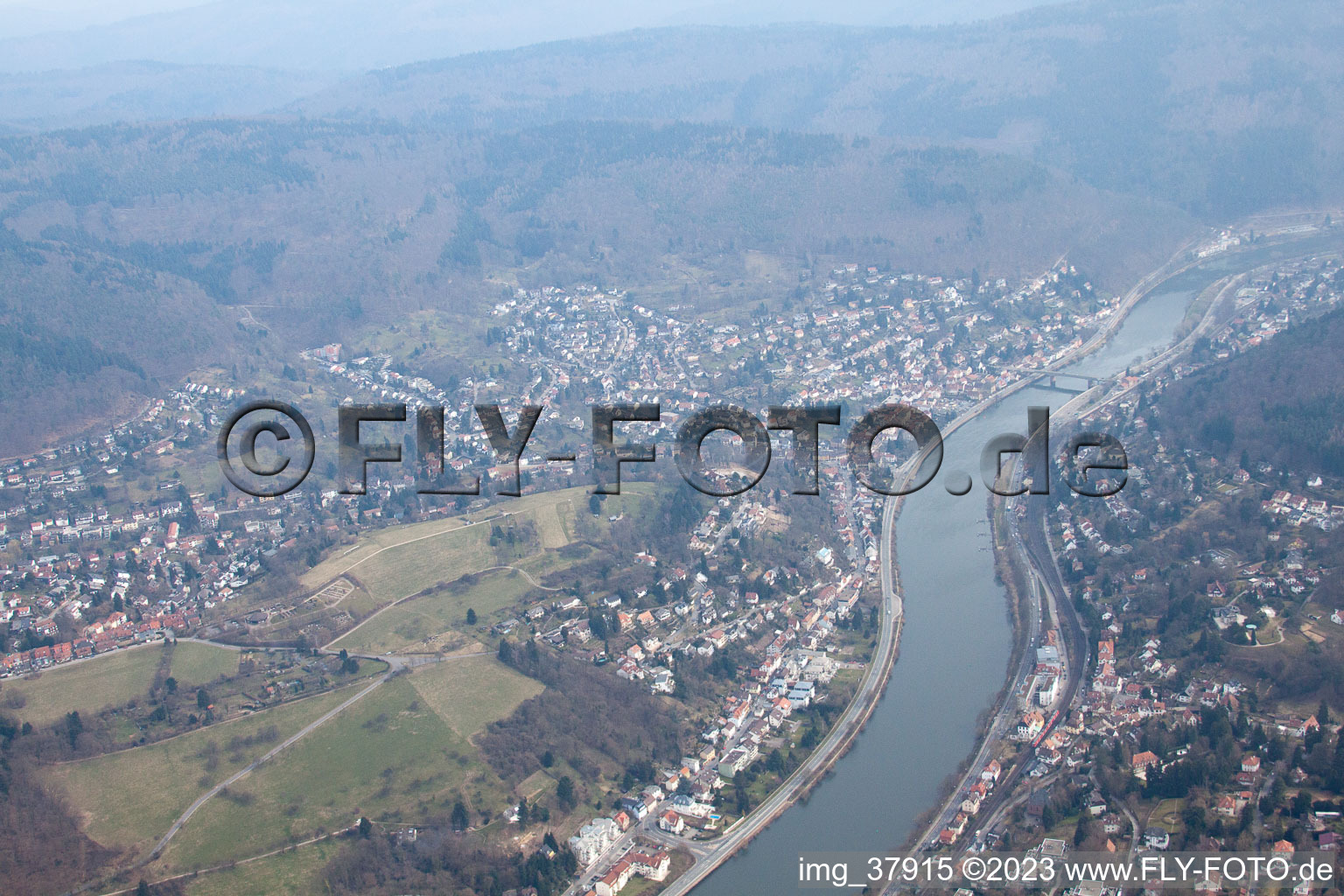Luftaufnahme von Ortsteil Schlierbach in Heidelberg im Bundesland Baden-Württemberg, Deutschland
