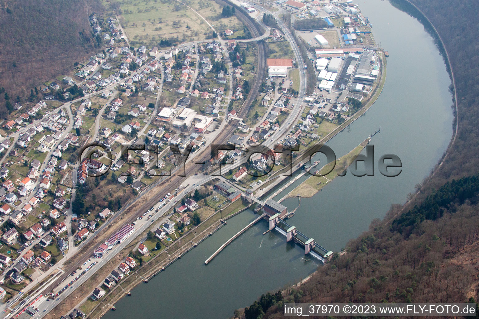Luftaufnahme von Neckarsteinach im Bundesland Hessen, Deutschland