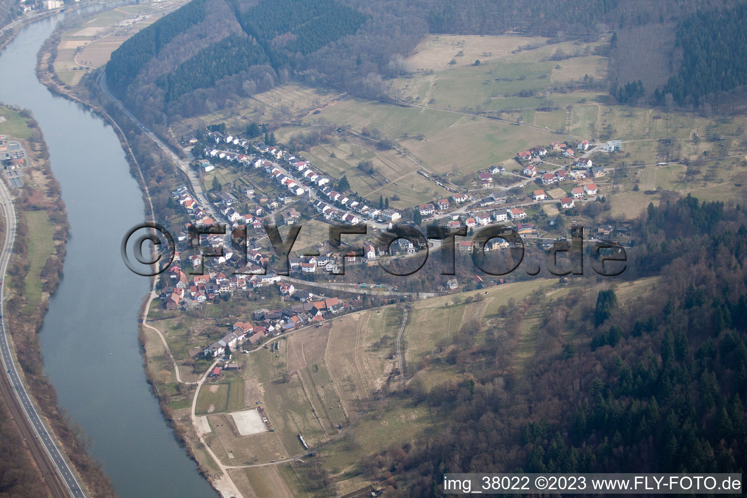 Luftbild von Pleutersbach im Bundesland Baden-Württemberg, Deutschland