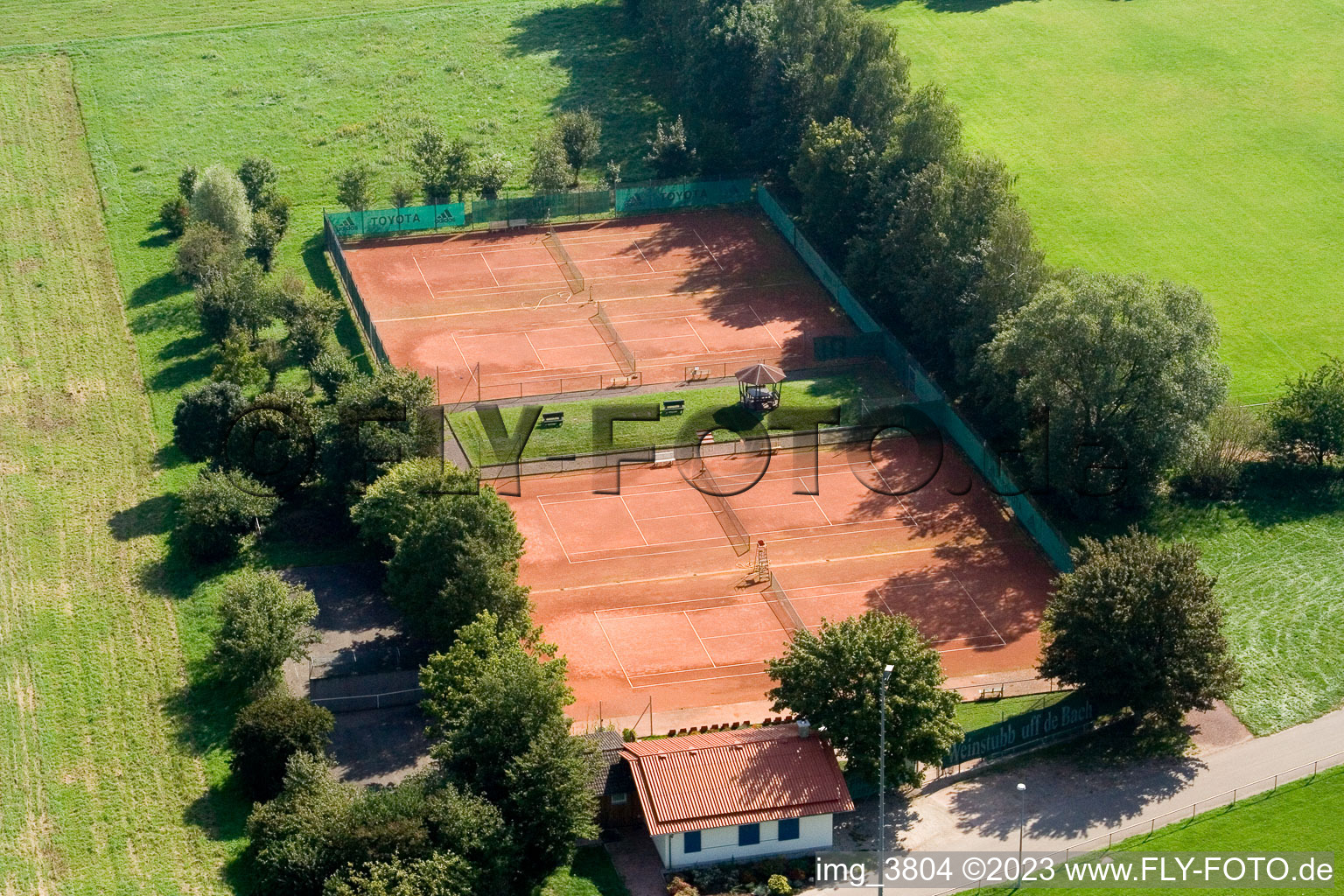 Luftaufnahme von Minfeld, Tennisclub im Bundesland Rheinland-Pfalz, Deutschland