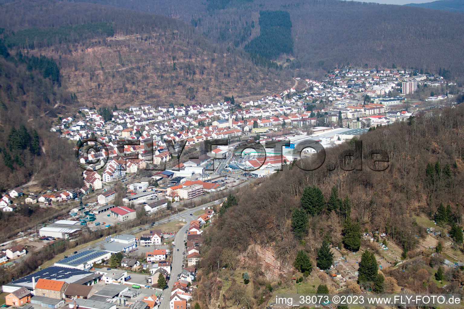 Eberbach im Bundesland Baden-Württemberg, Deutschland von einer Drohne aus