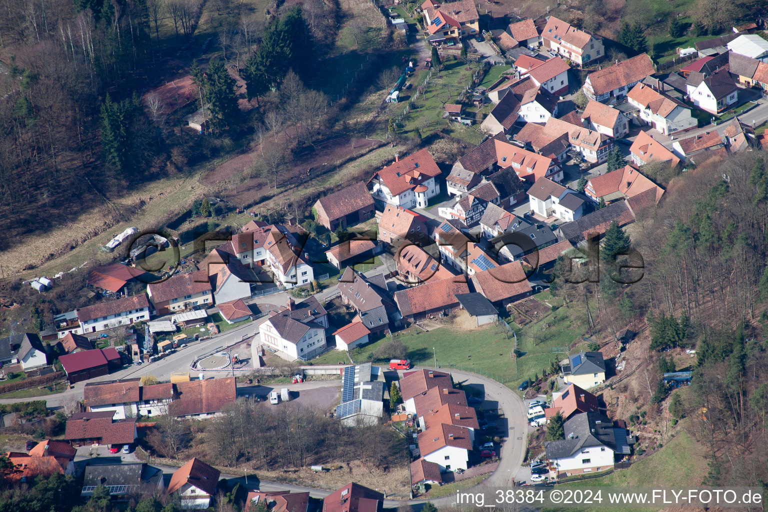 Luftbild von Dorfansicht in Darstein im Bundesland Rheinland-Pfalz, Deutschland