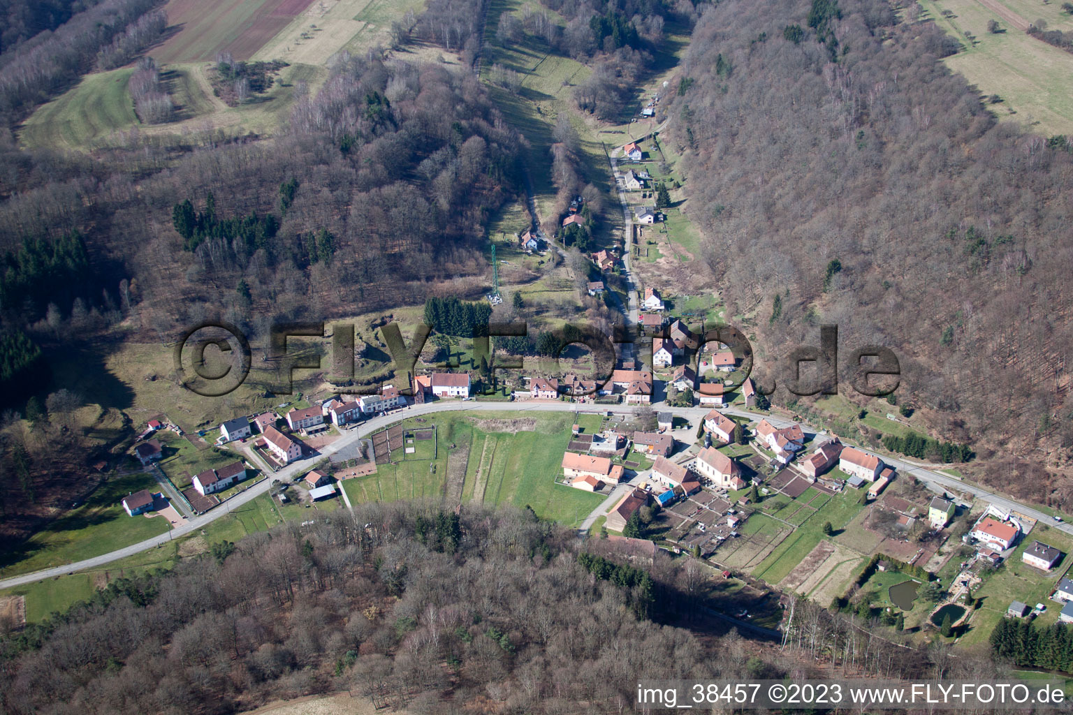 Bousseviller im Bundesland Moselle, Frankreich von oben