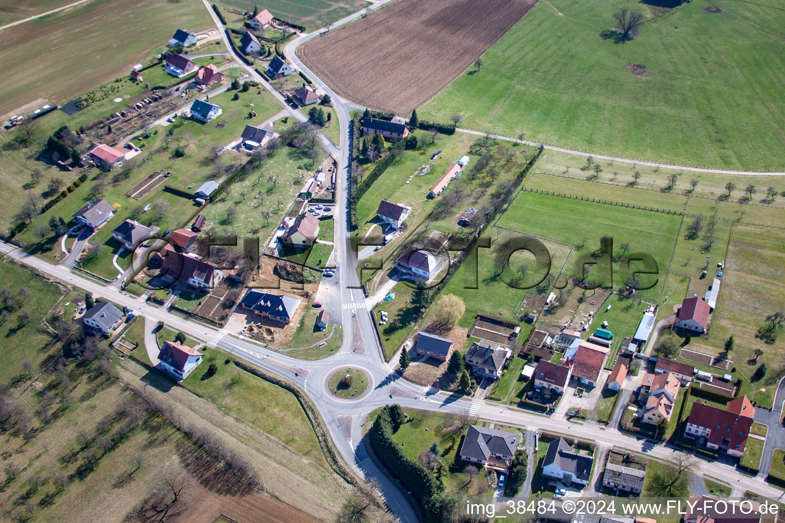 Luftaufnahme von Butten im Bundesland Bas-Rhin, Frankreich