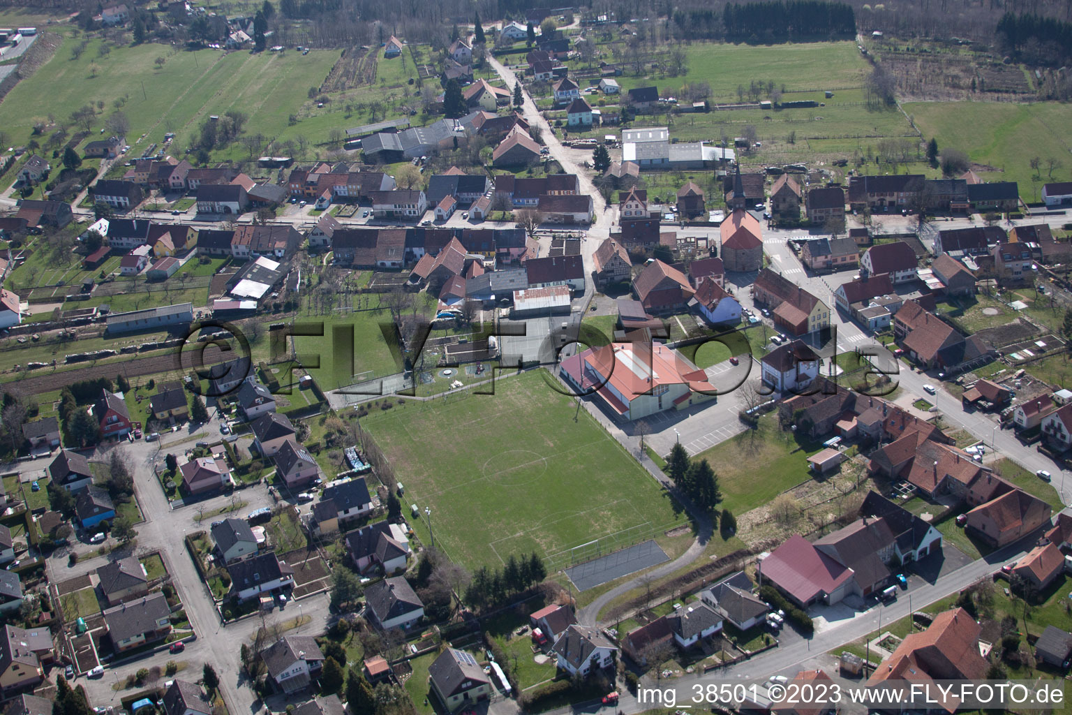 Petersbach im Bundesland Bas-Rhin, Frankreich aus der Luft