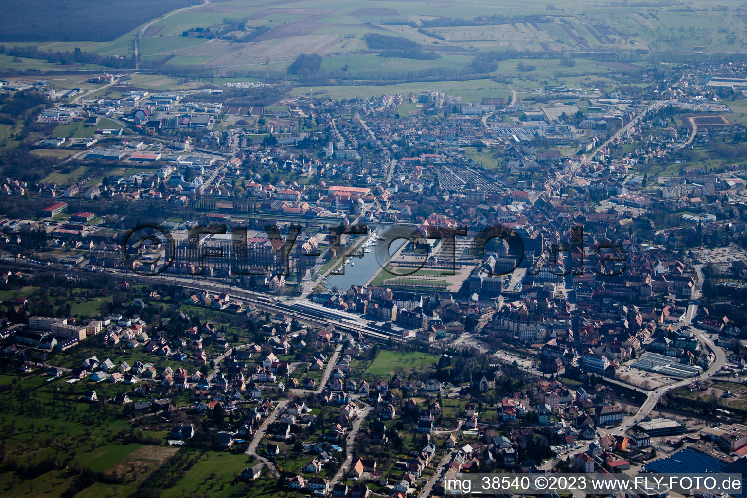 Saverne im Bundesland Bas-Rhin, Frankreich vom Flugzeug aus