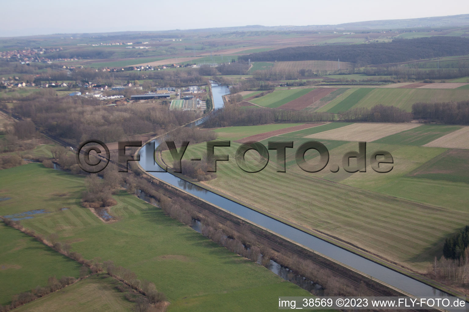 Steinbourg im Bundesland Bas-Rhin, Frankreich aus der Luft betrachtet