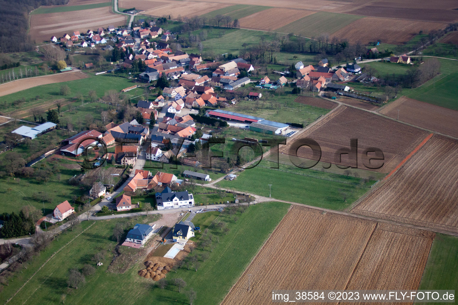 Geiswiller im Bundesland Bas-Rhin, Frankreich vom Flugzeug aus