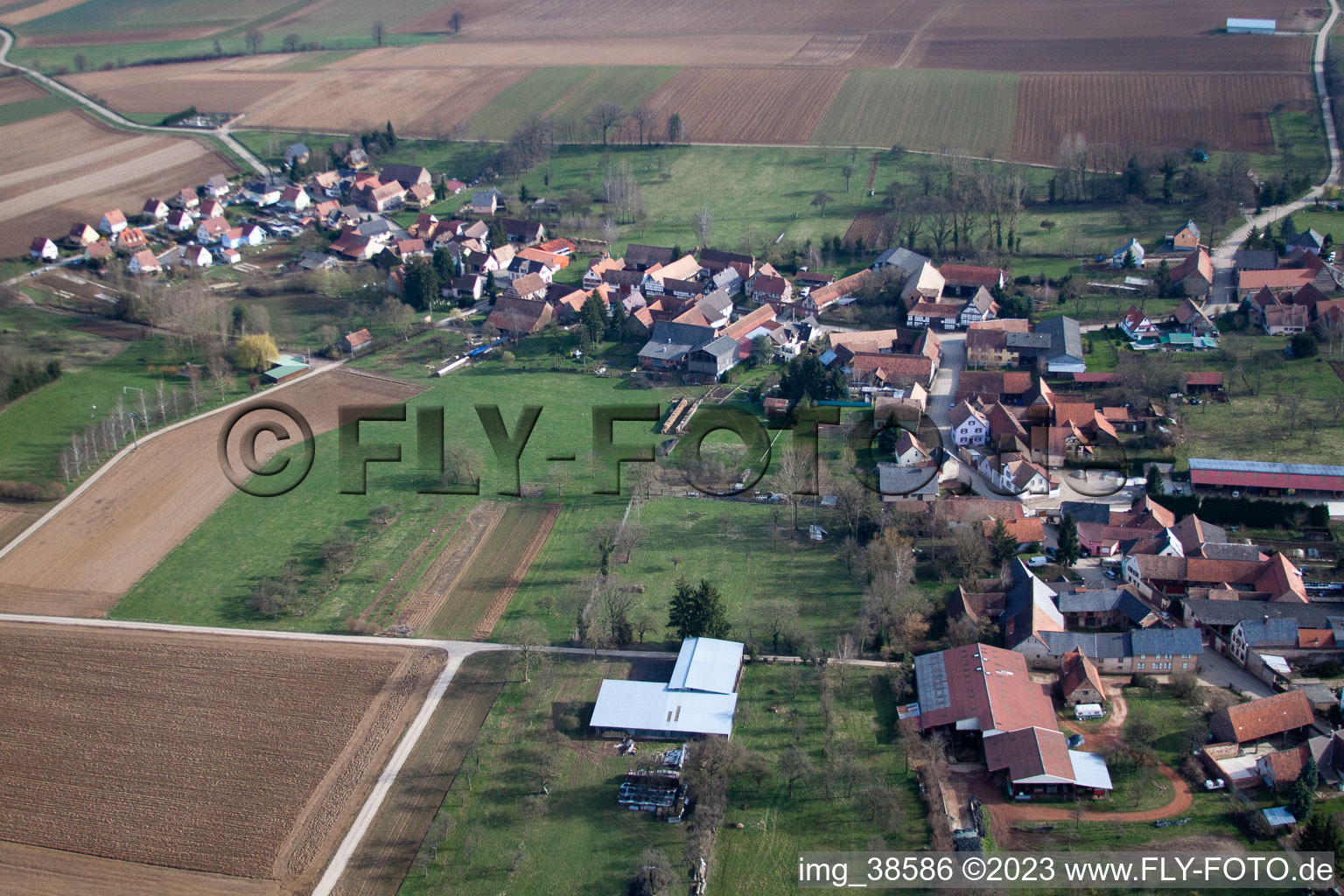 Geiswiller im Bundesland Bas-Rhin, Frankreich aus der Luft betrachtet