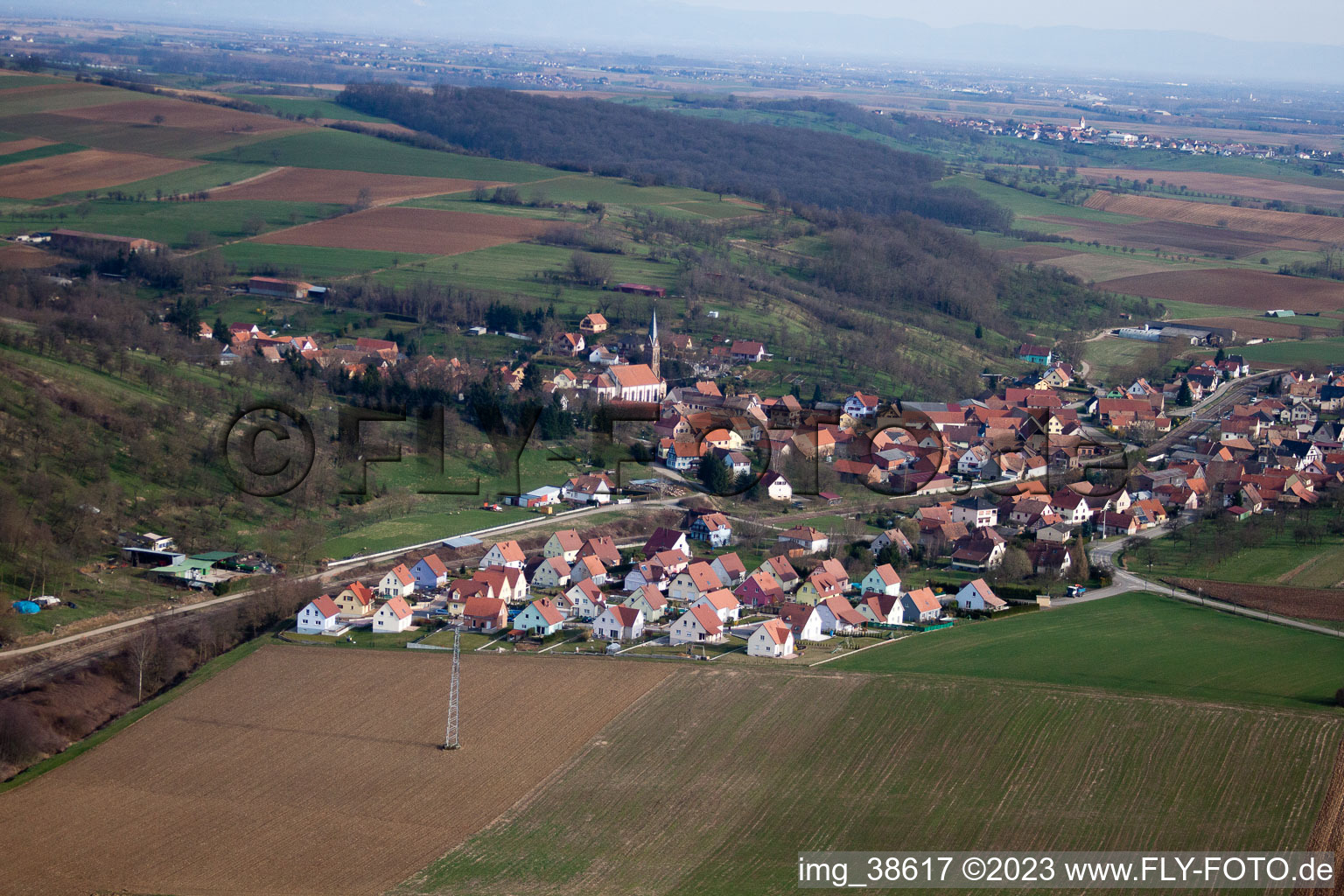 Buswiller im Bundesland Bas-Rhin, Frankreich von oben gesehen