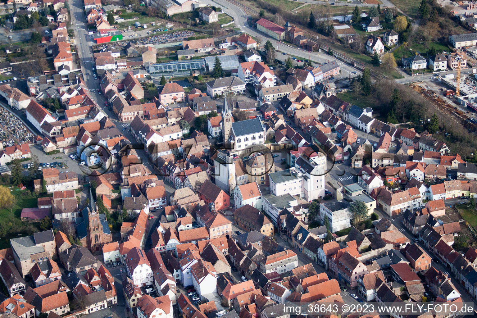 Pfaffenhoffen im Bundesland Bas-Rhin, Frankreich aus der Luft betrachtet