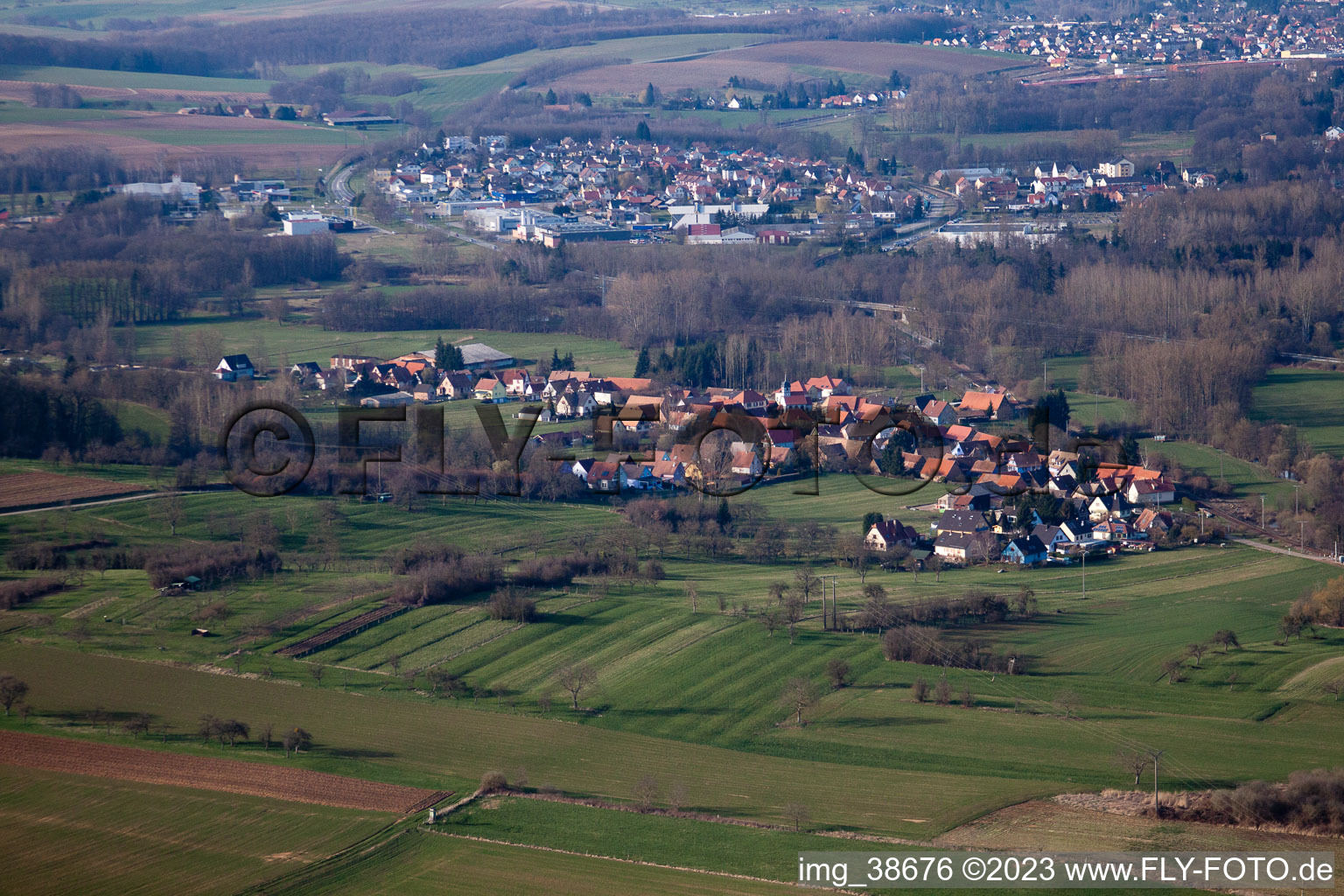 Uttenhoffen im Bundesland Bas-Rhin, Frankreich aus der Drohnenperspektive