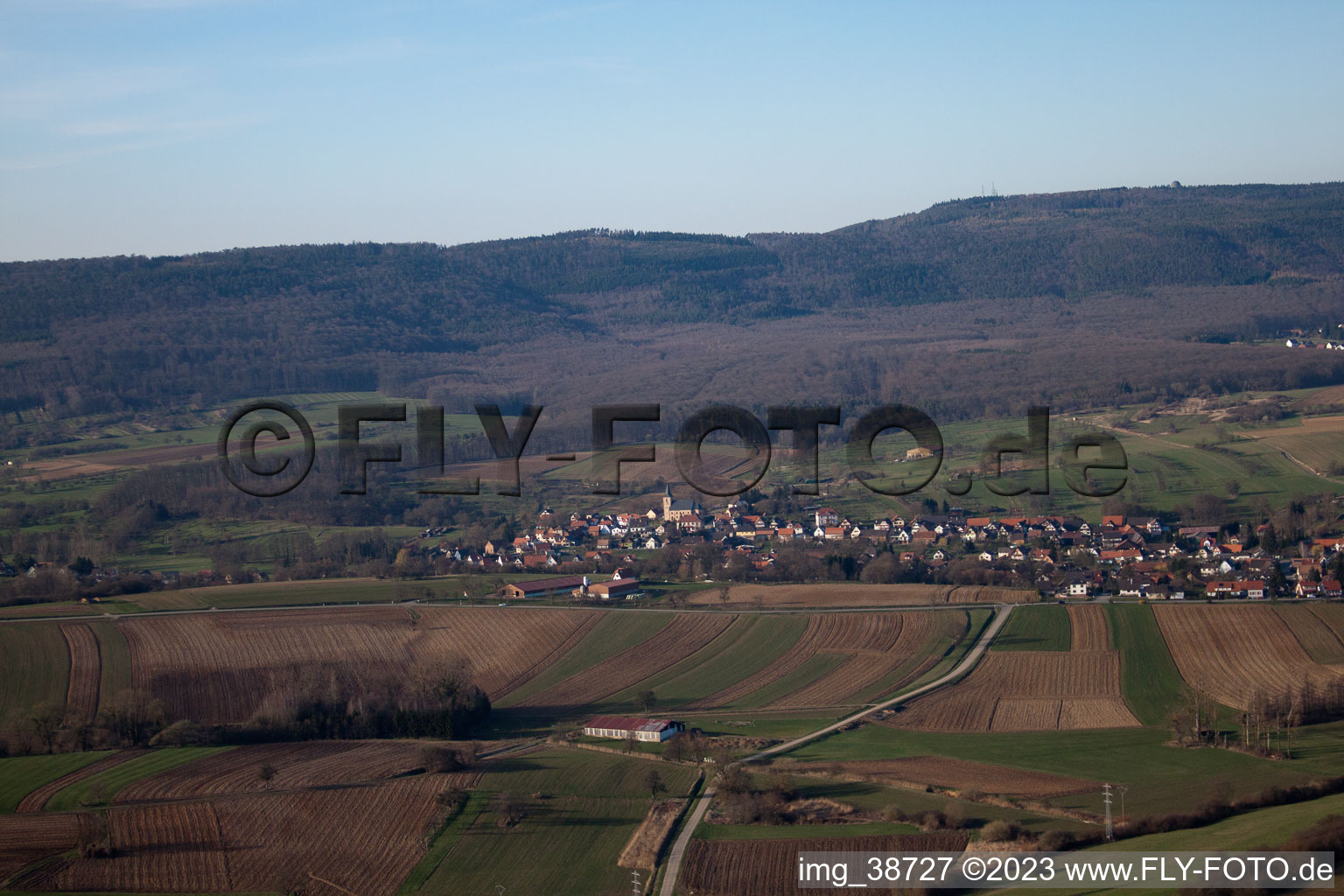 Dieffenbach-lès-Wœrth im Bundesland Bas-Rhin, Frankreich aus der Luft betrachtet
