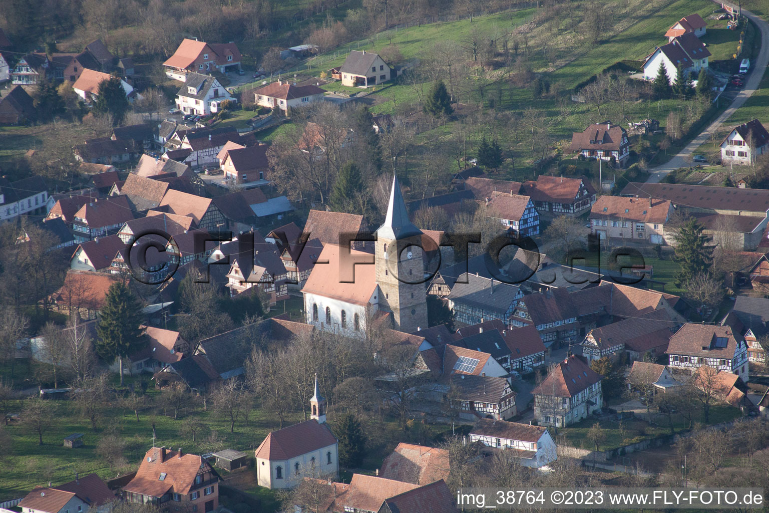 Drachenbronn-Birlenbach im Bundesland Bas-Rhin, Frankreich von der Drohne aus gesehen