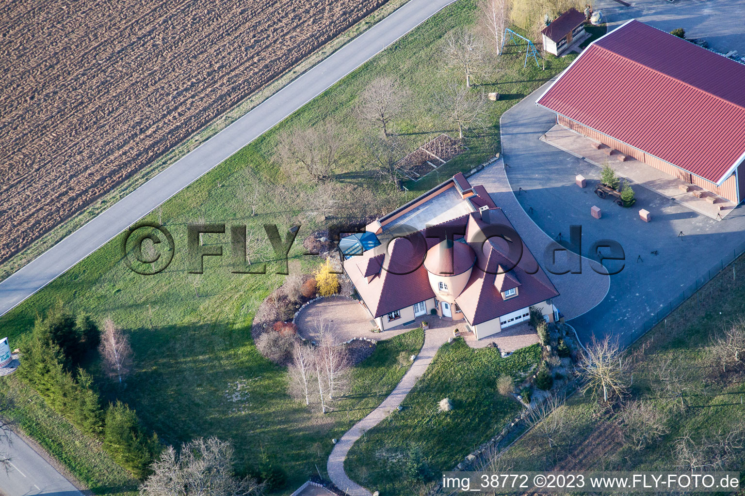 Drohnenbild von Bremmelbach im Bundesland Bas-Rhin, Frankreich